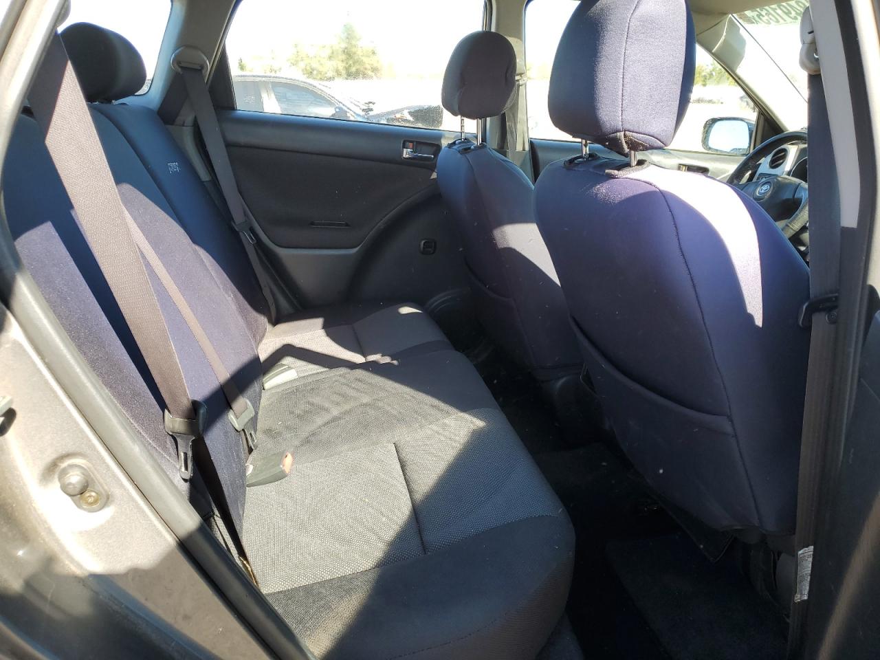 2004 Toyota Corolla Matrix Xr Серый vin: 2T1KR32E24C786100