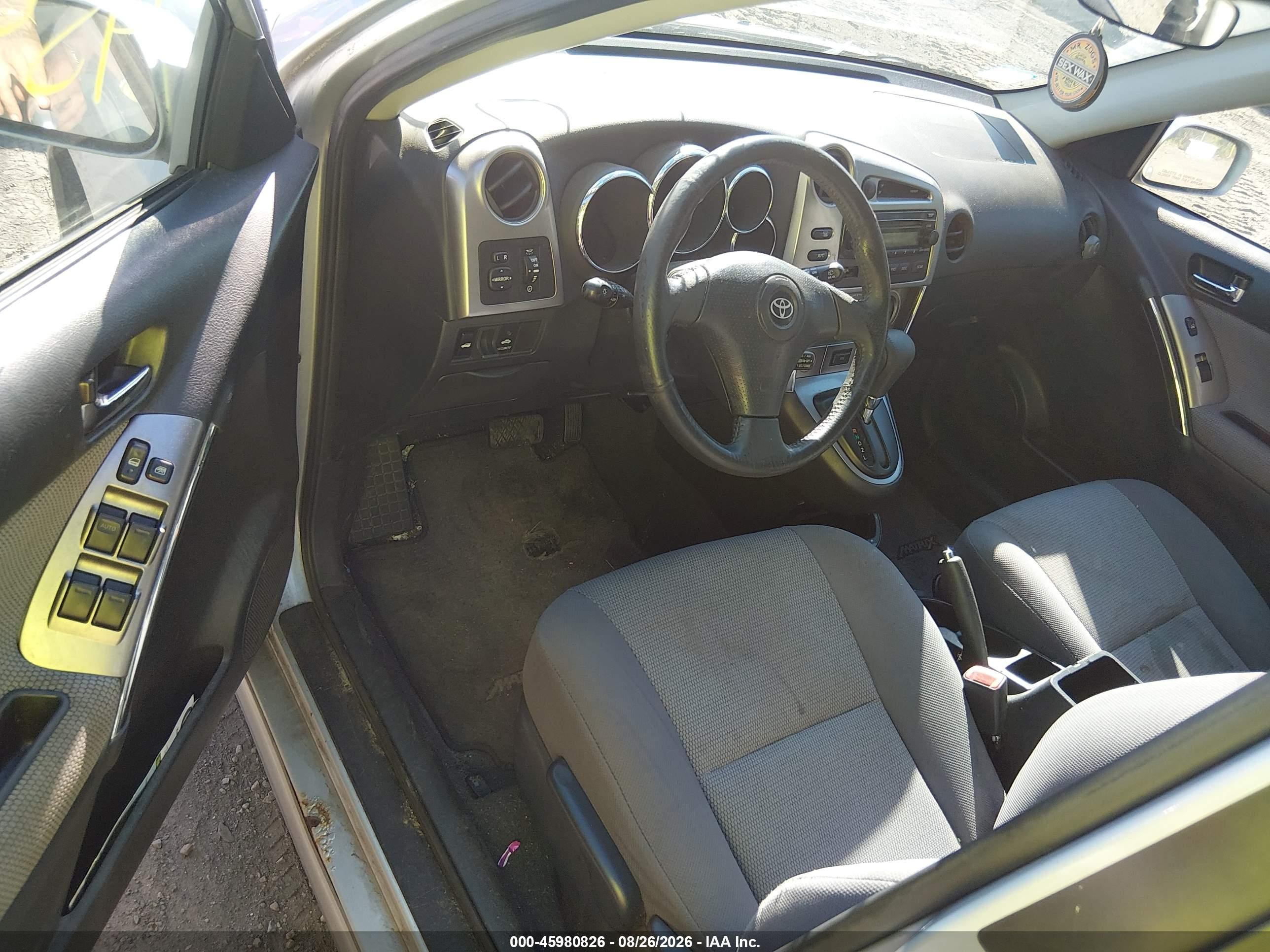 2005 Toyota Matrix Xr Silver vin: 2T1KR32E25C355516