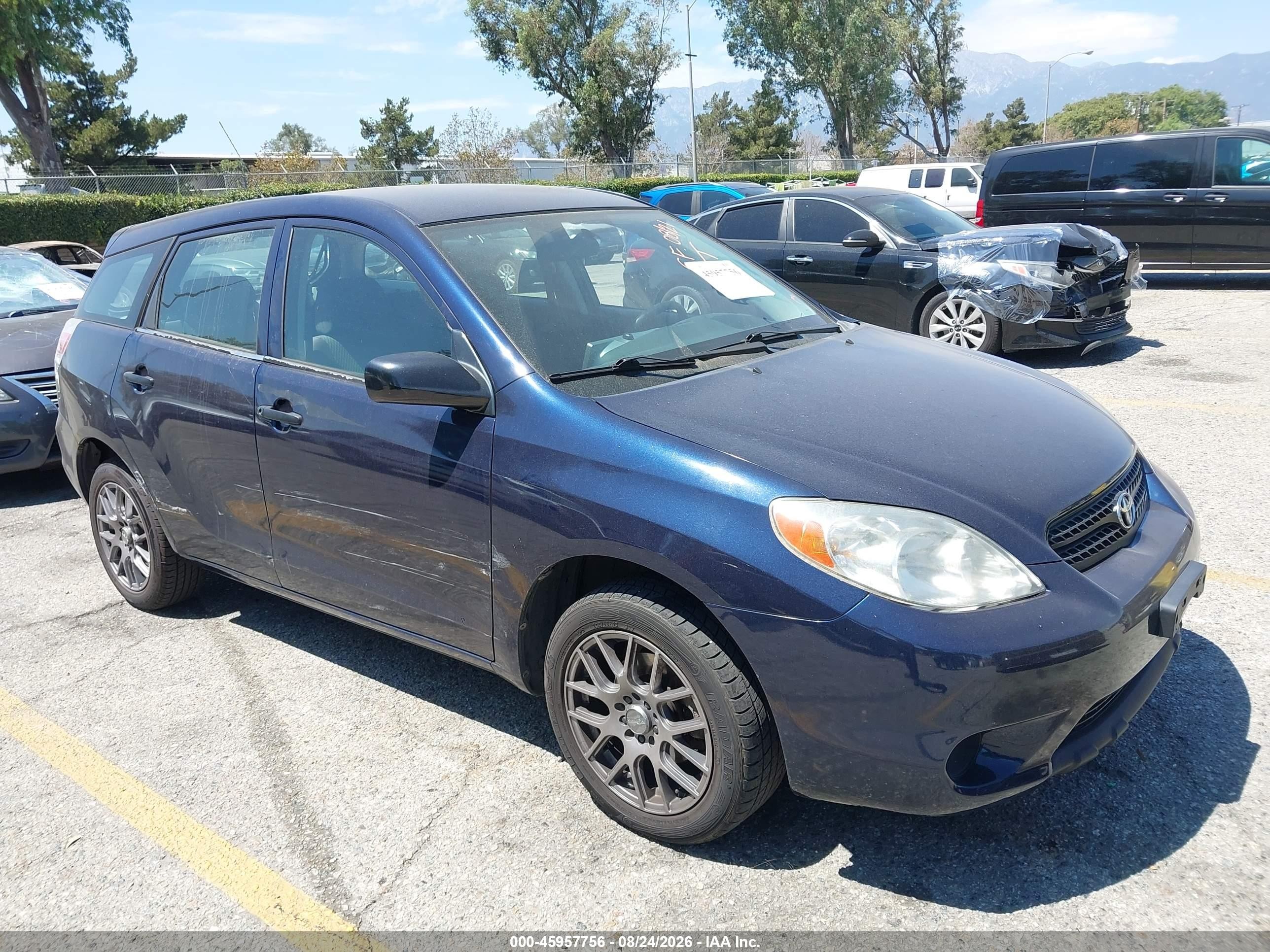 2005 Toyota Matrix   Синий vin: 2T1KR32E25C369206