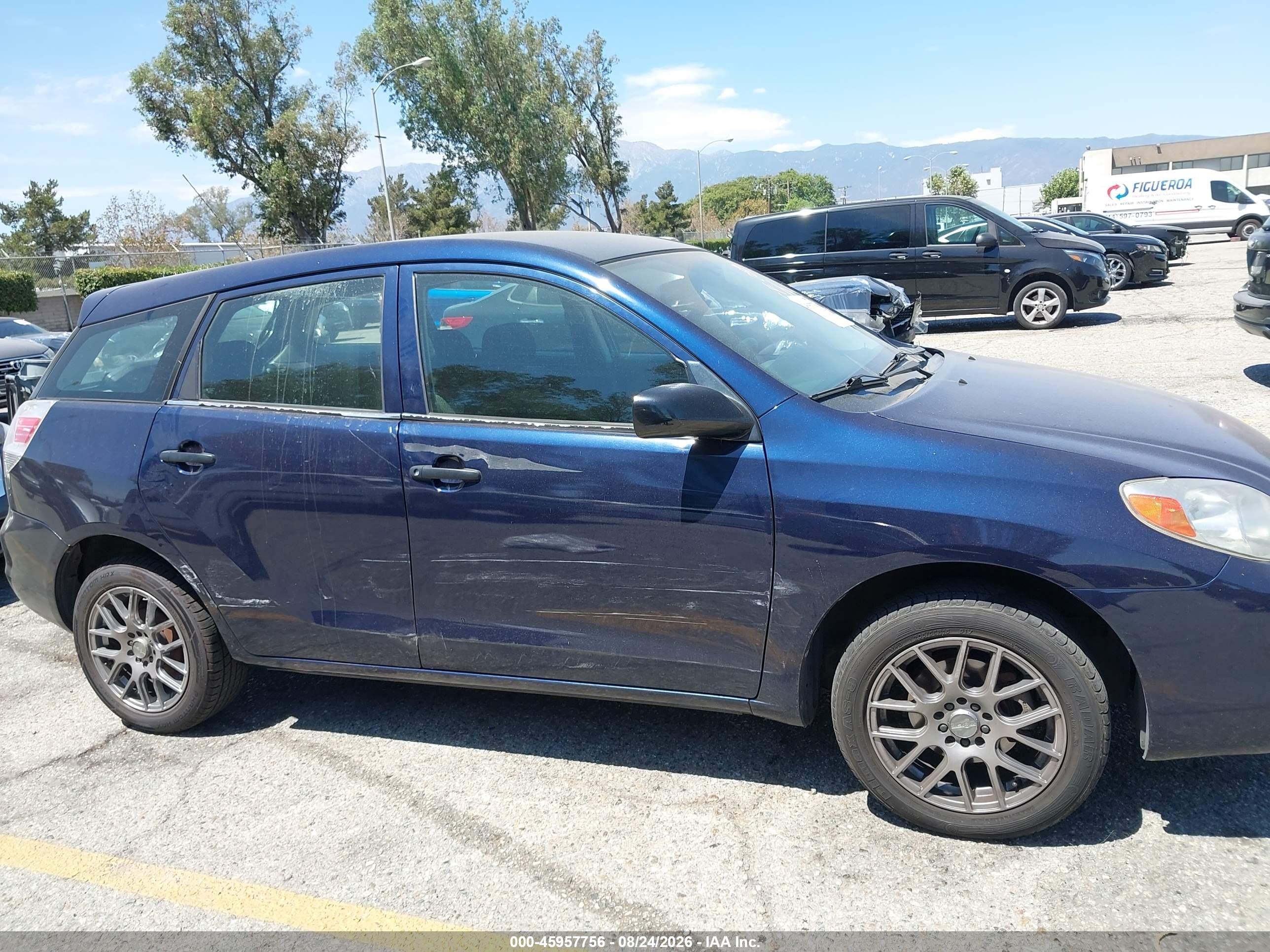 2005 Toyota Matrix   Blue vin: 2T1KR32E25C369206