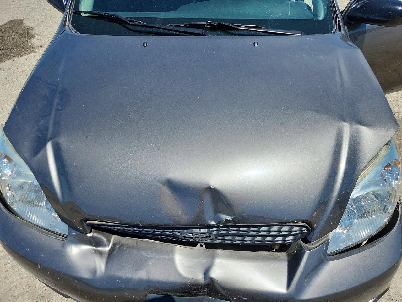 2005 Toyota Matrix Base Gray vin: 2T1KR32E25C393148