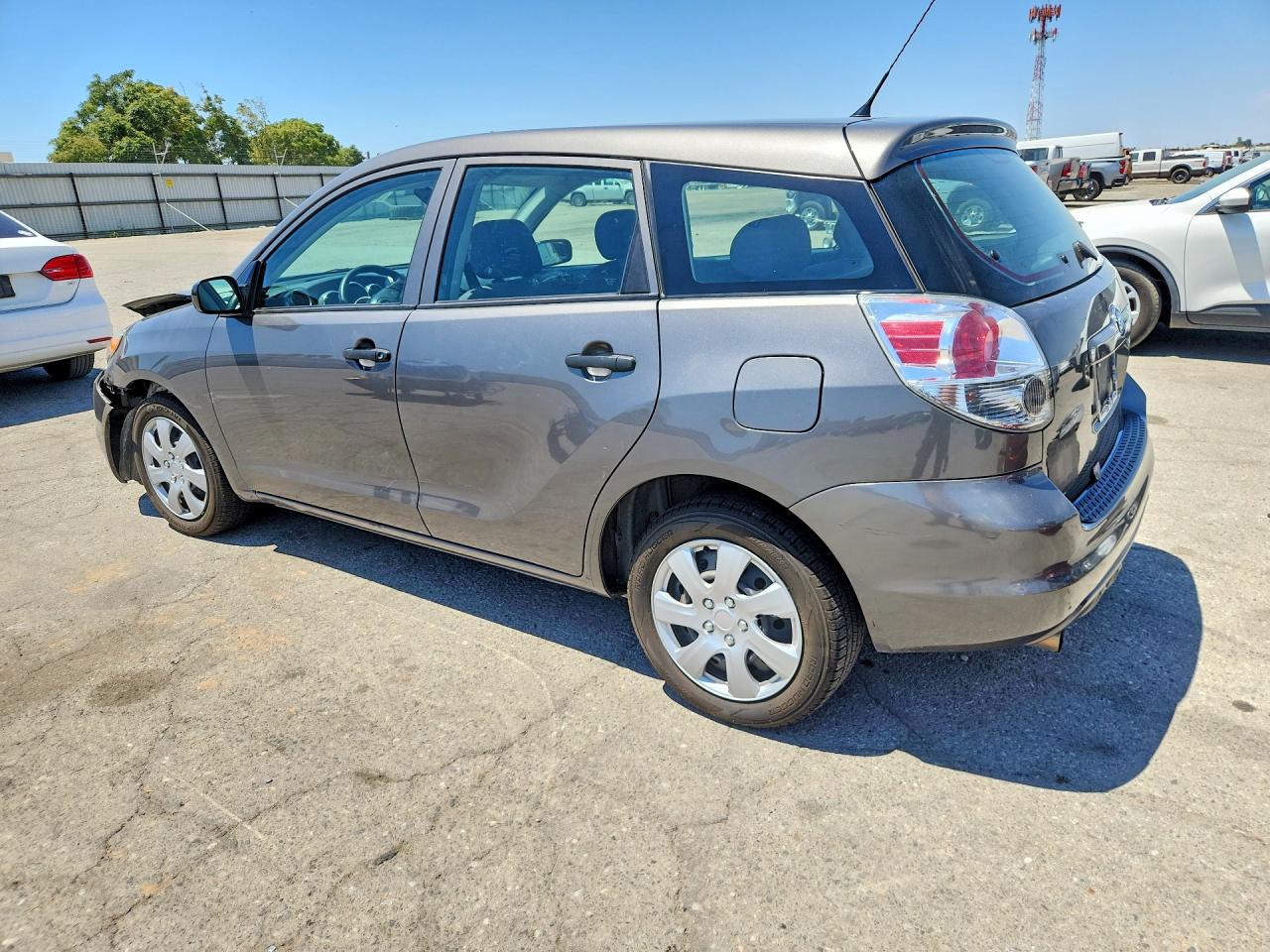 2005 Toyota Matrix Base Gray vin: 2T1KR32E25C393148