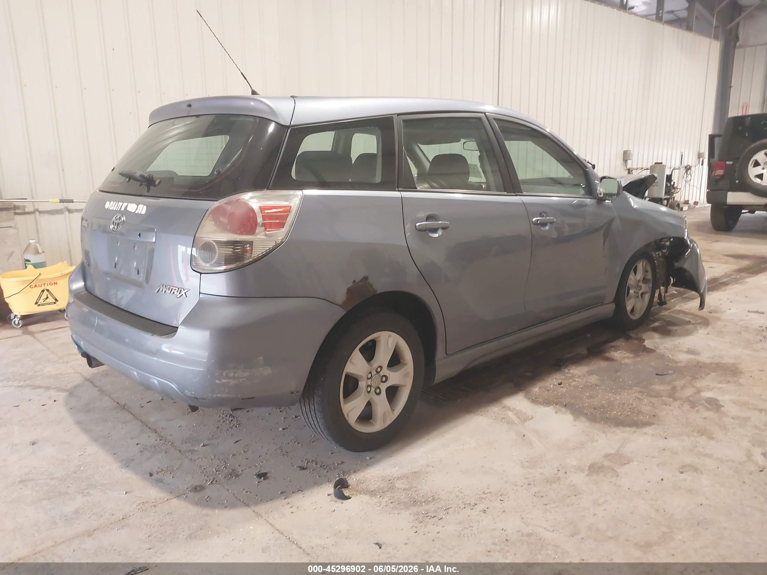 2005 Toyota Matrix Xr Blue vin: 2T1KR32E25C504264