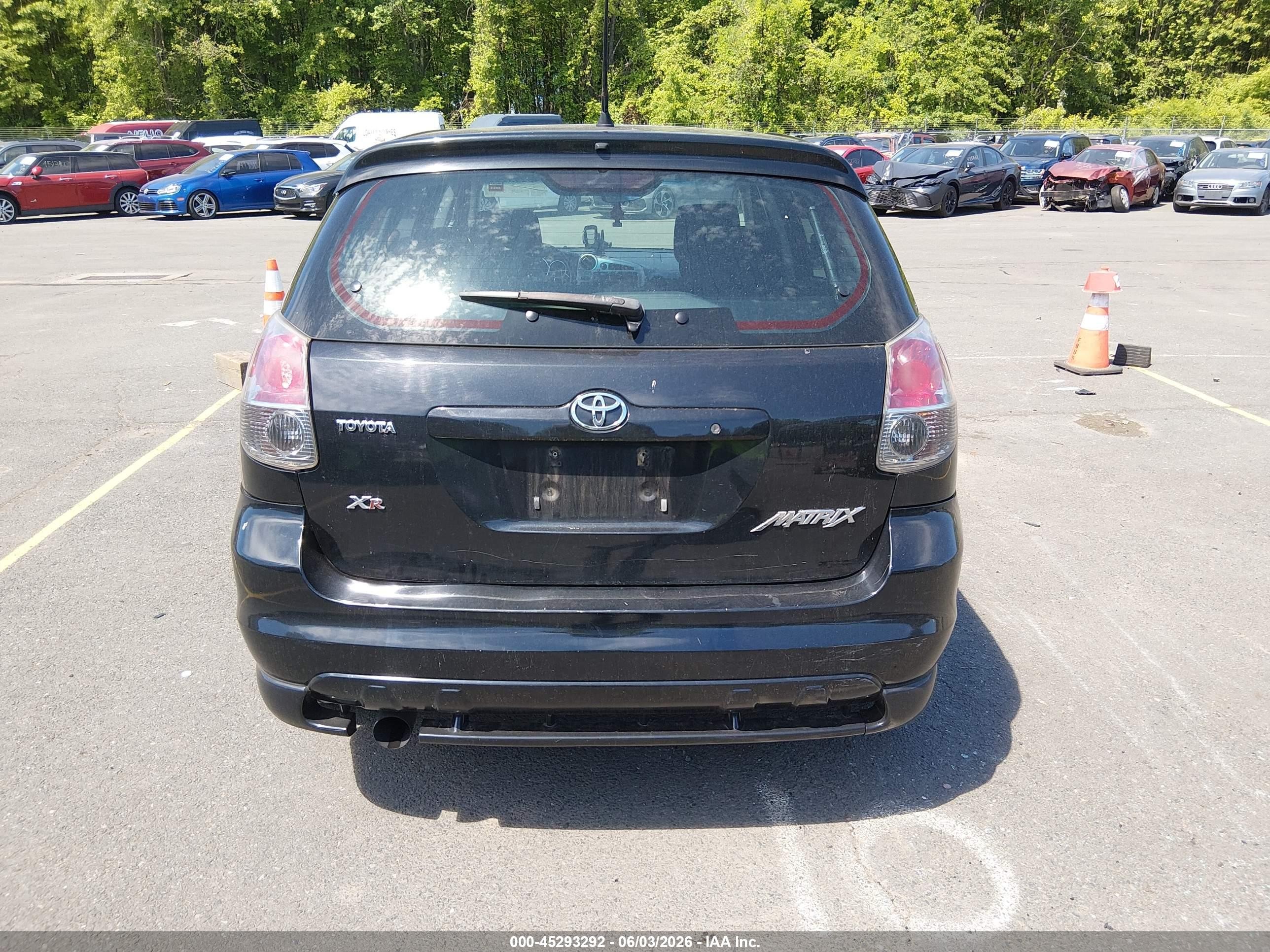 2008 Toyota Matrix Xr Black vin: 2T1KR32E28C698315