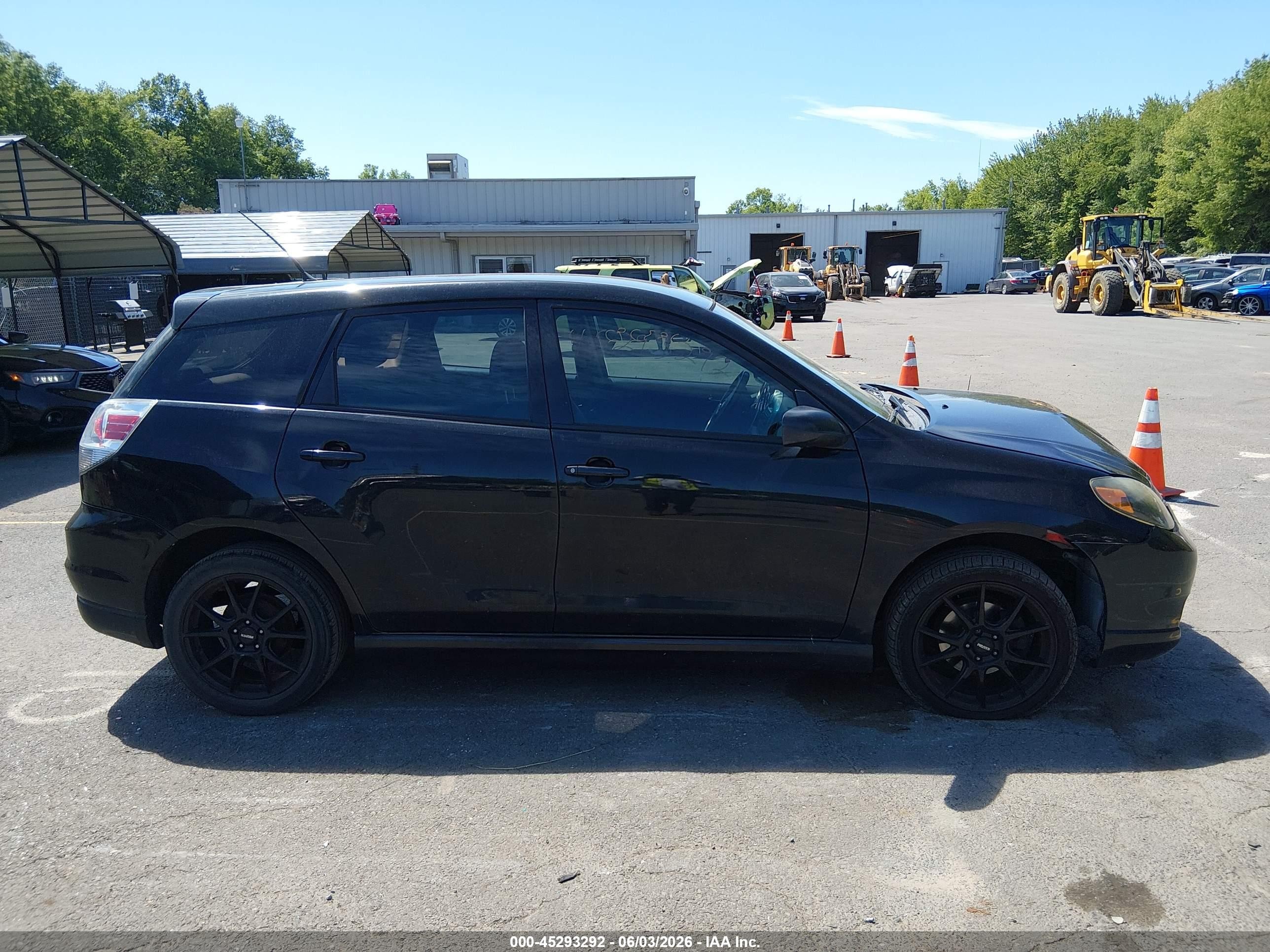 2008 Toyota Matrix Xr Black vin: 2T1KR32E28C698315