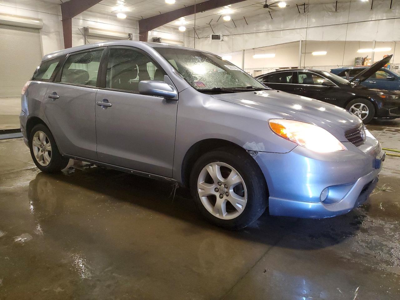 2008 Toyota Corolla Matrix Xr Silver vin: 2T1KR32E28C711144