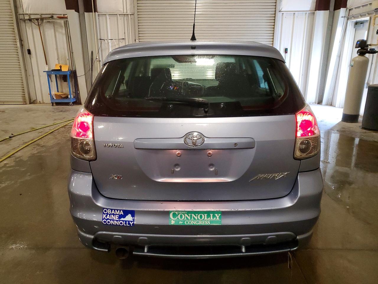2008 Toyota Corolla Matrix Xr Silver vin: 2T1KR32E28C711144