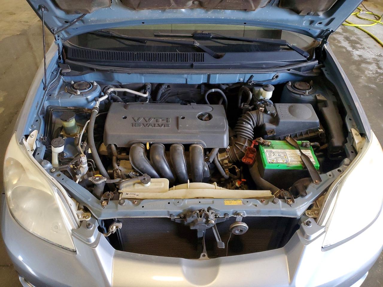2008 Toyota Corolla Matrix Xr Silver vin: 2T1KR32E28C711144