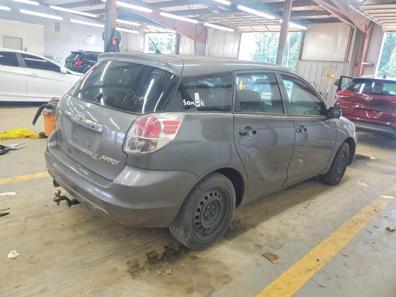 2008 Toyota Matrix Base Gray vin: 2T1KR32E28C715565