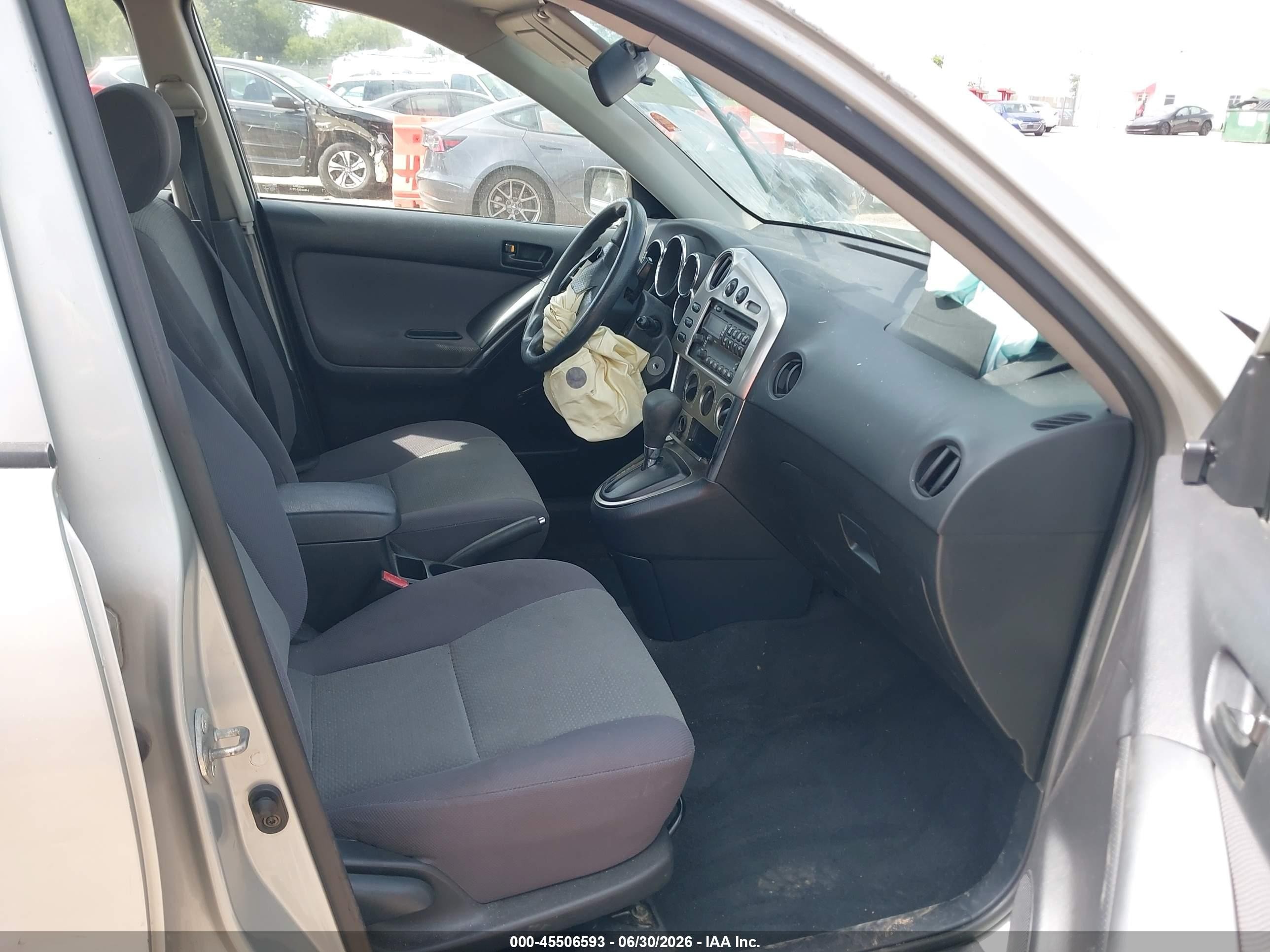 2003 Toyota Matrix Standard Silver vin: 2T1KR32E33C113203