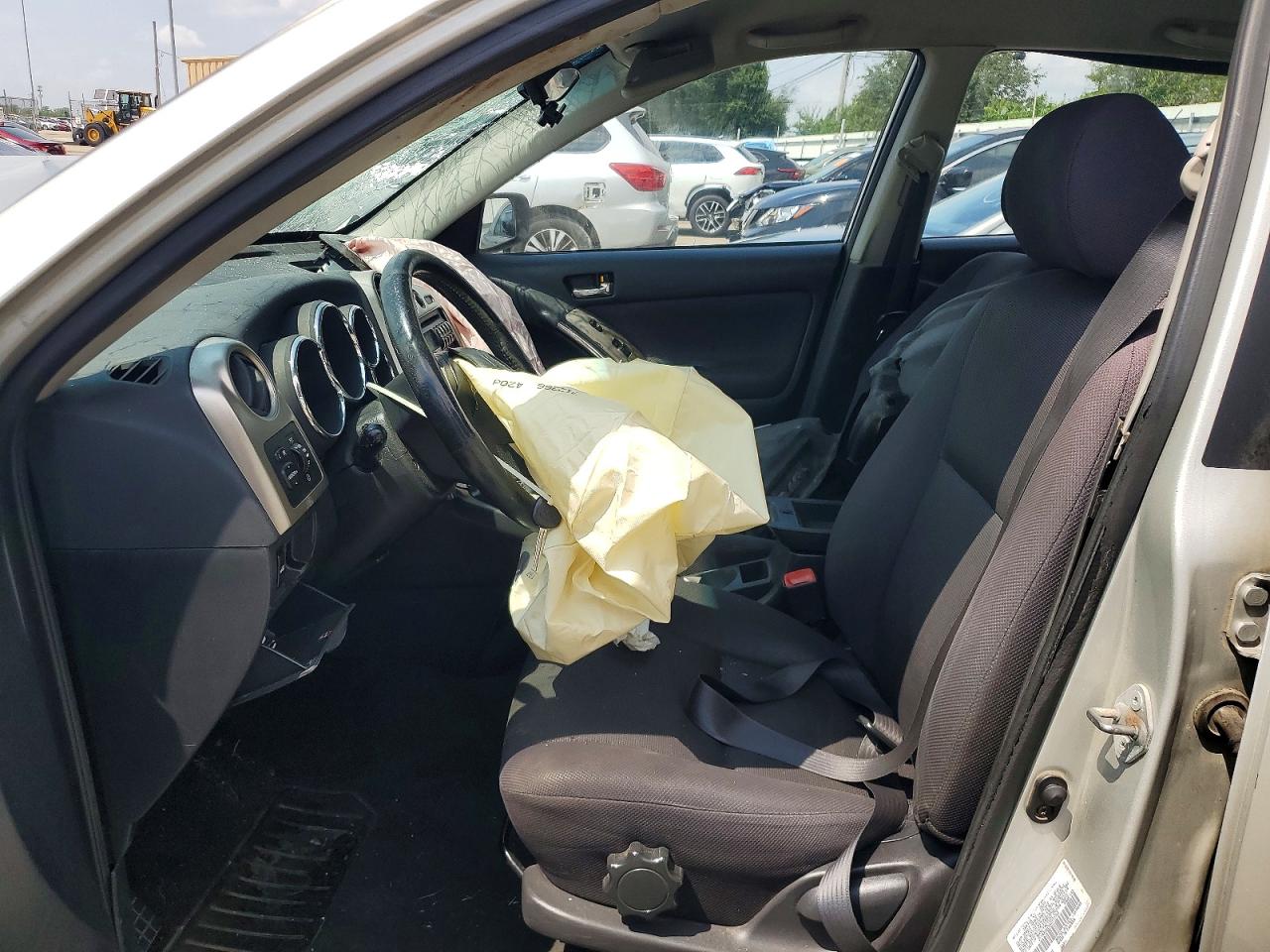 2004 Toyota Corolla Matrix Xr Silver vin: 2T1KR32E34C177758