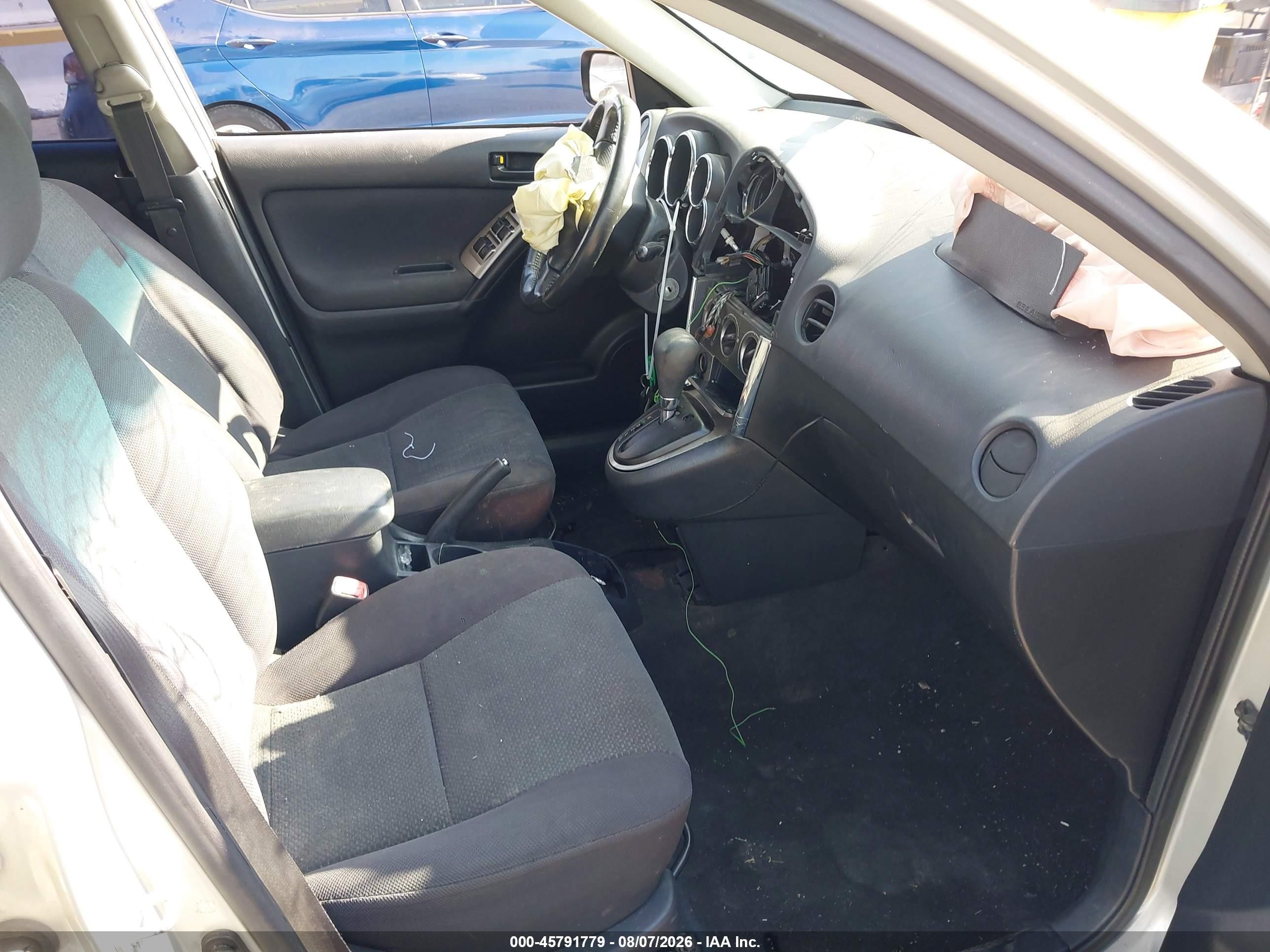 2004 Toyota Matrix Standard Серебряный vin: 2T1KR32E34C181373