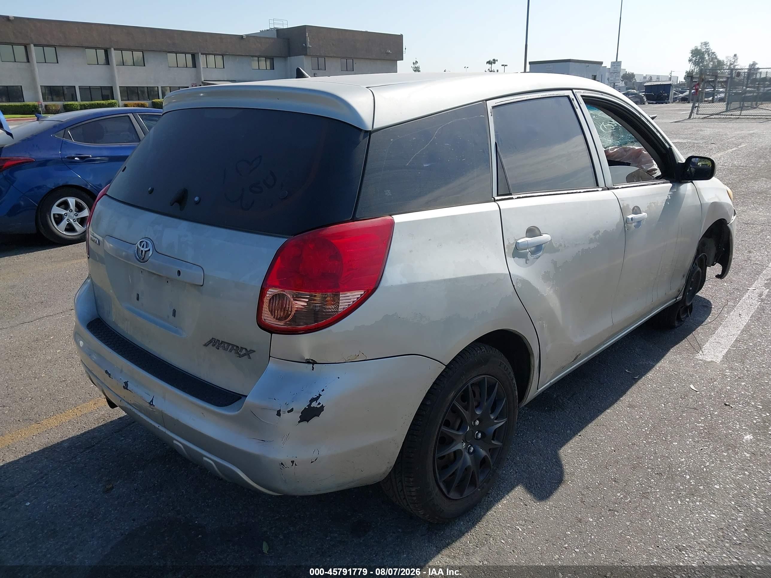 2004 Toyota Matrix Standard Серебряный vin: 2T1KR32E34C181373