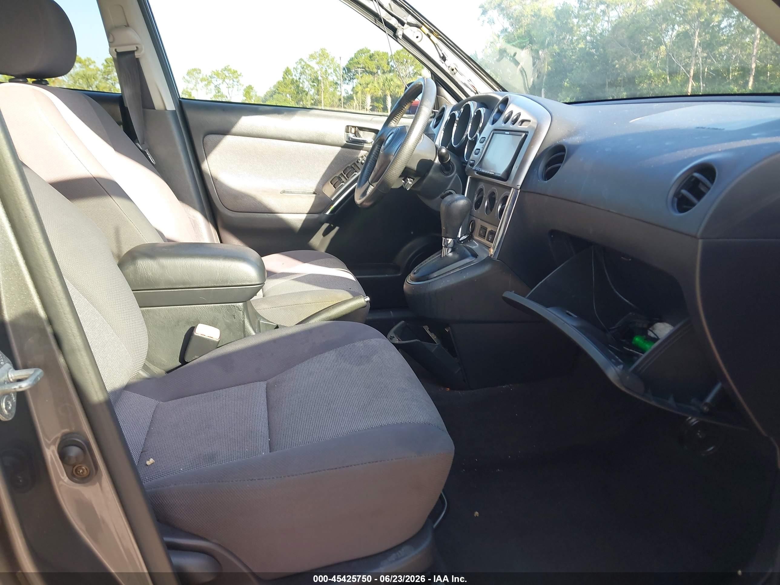 2004 Toyota Matrix Xr Gray vin: 2T1KR32E34C233259
