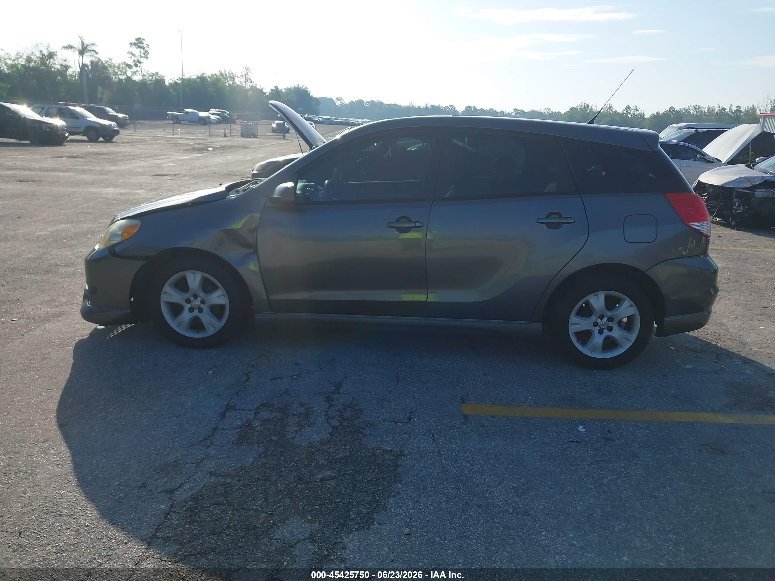 2004 Toyota Matrix Xr Gray vin: 2T1KR32E34C233259