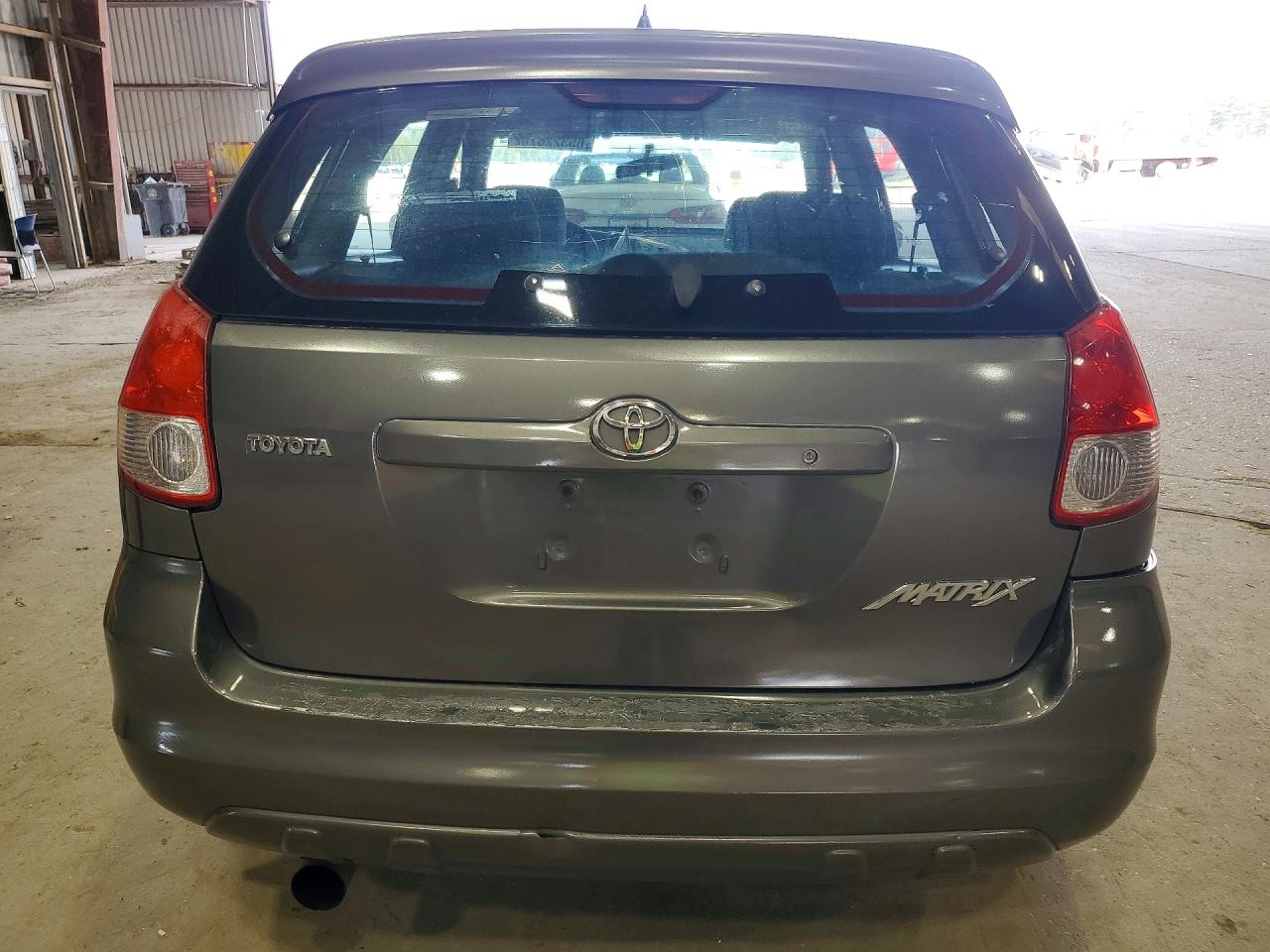 2004 Toyota Matrix Base Серый vin: 2T1KR32E34C243192