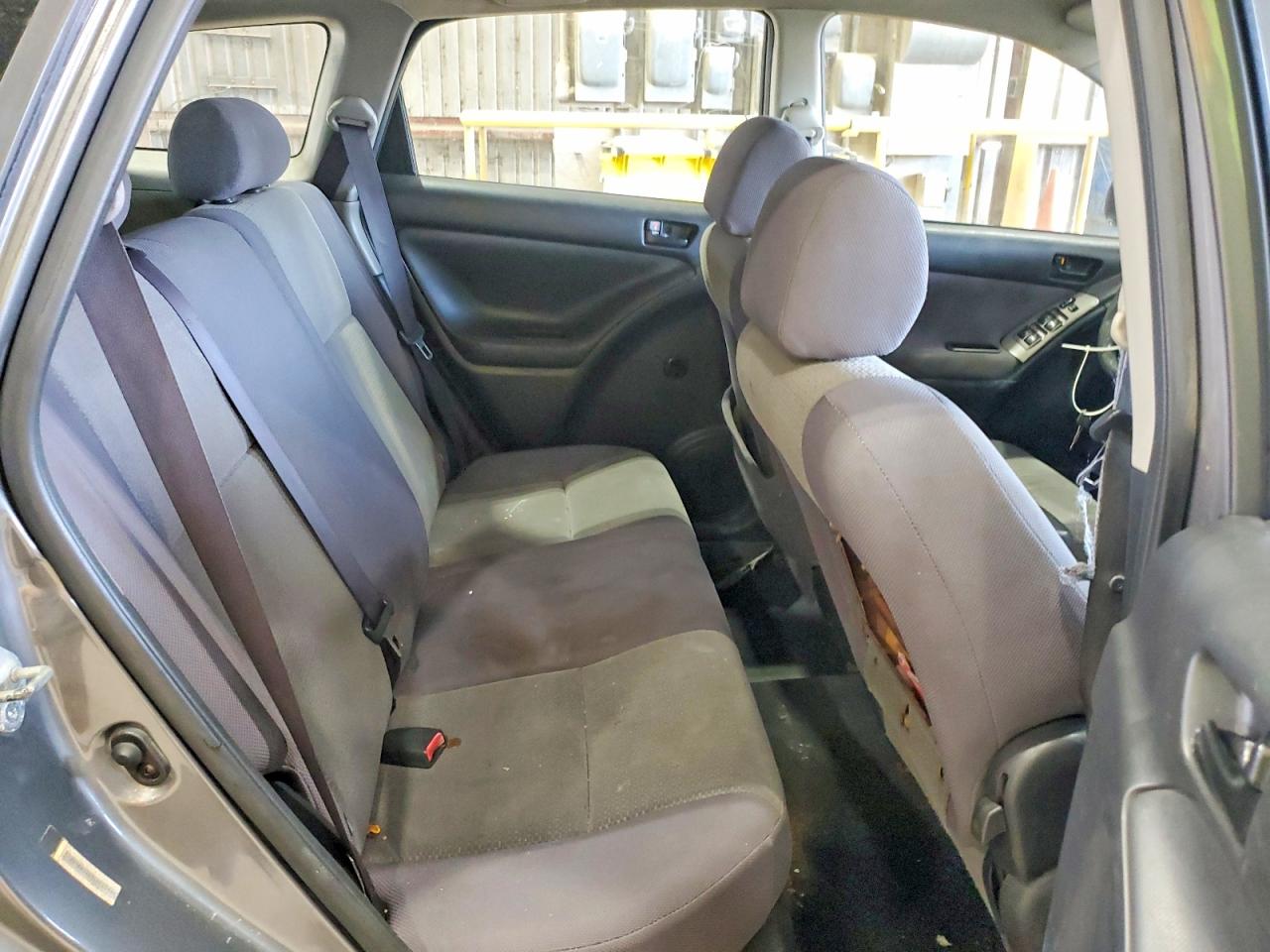 2004 Toyota Matrix Base Серый vin: 2T1KR32E34C243192
