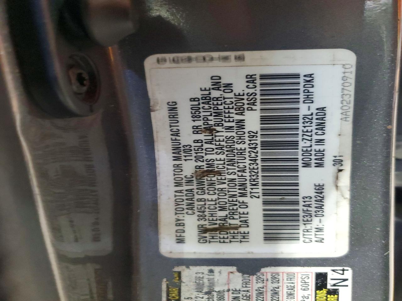 2004 Toyota Matrix Base Серый vin: 2T1KR32E34C243192