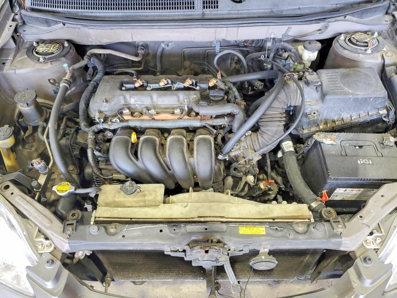 2004 Toyota Matrix Base Серый vin: 2T1KR32E34C243192
