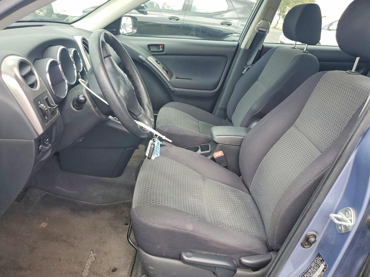 2005 Toyota Matrix Base Blue vin: 2T1KR32E35C413312