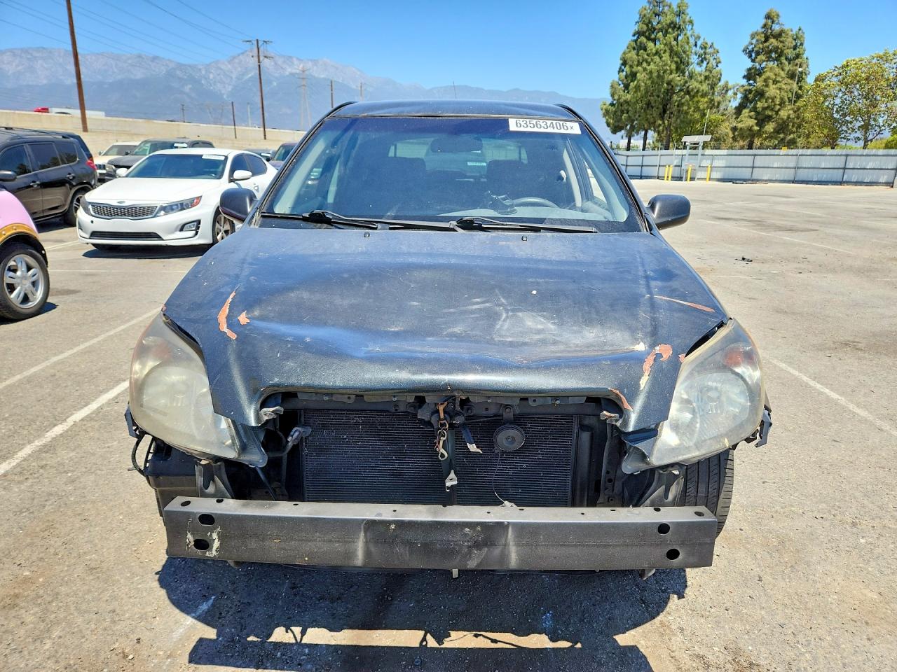2005 Toyota Matrix Base Черный vin: 2T1KR32E35C422236