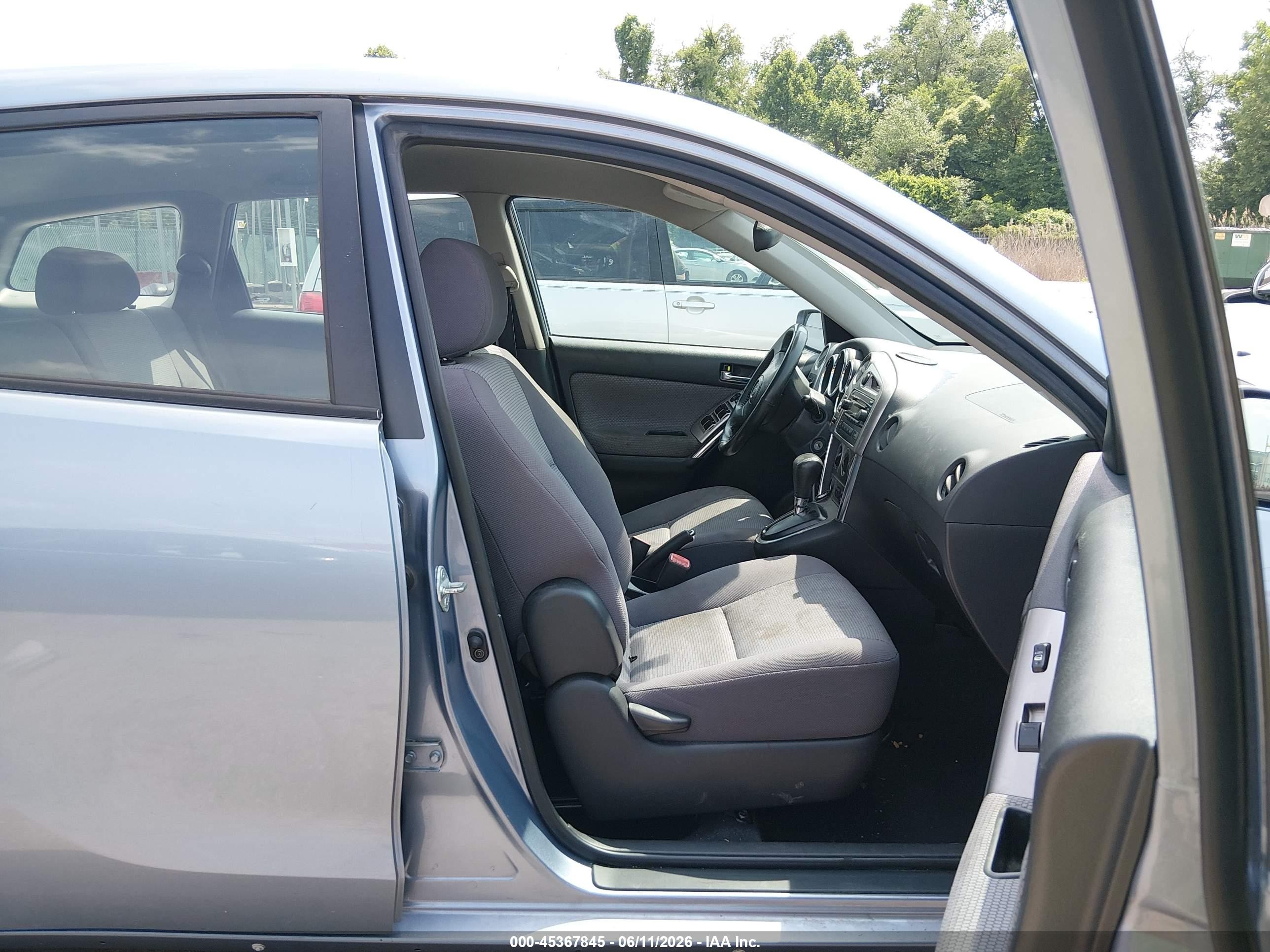 2006 Toyota Matrix Xr Blue vin: 2T1KR32E36C572302