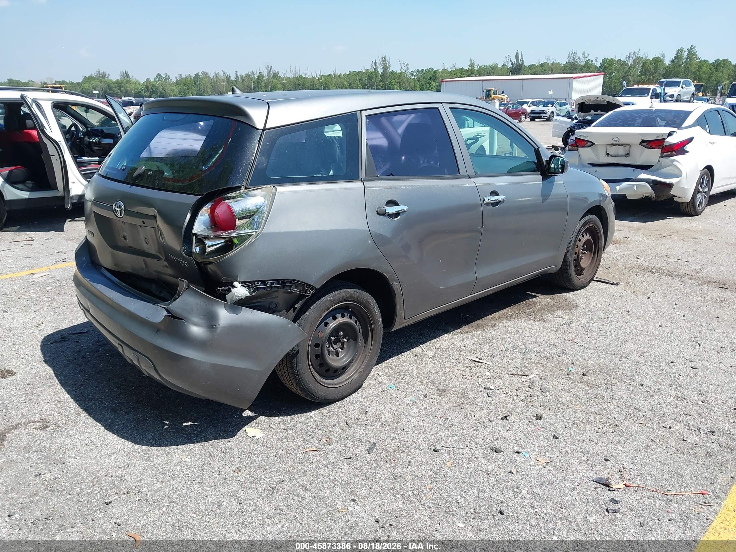 2007 Toyota Matrix   Gray vin: 2T1KR32E37C672837