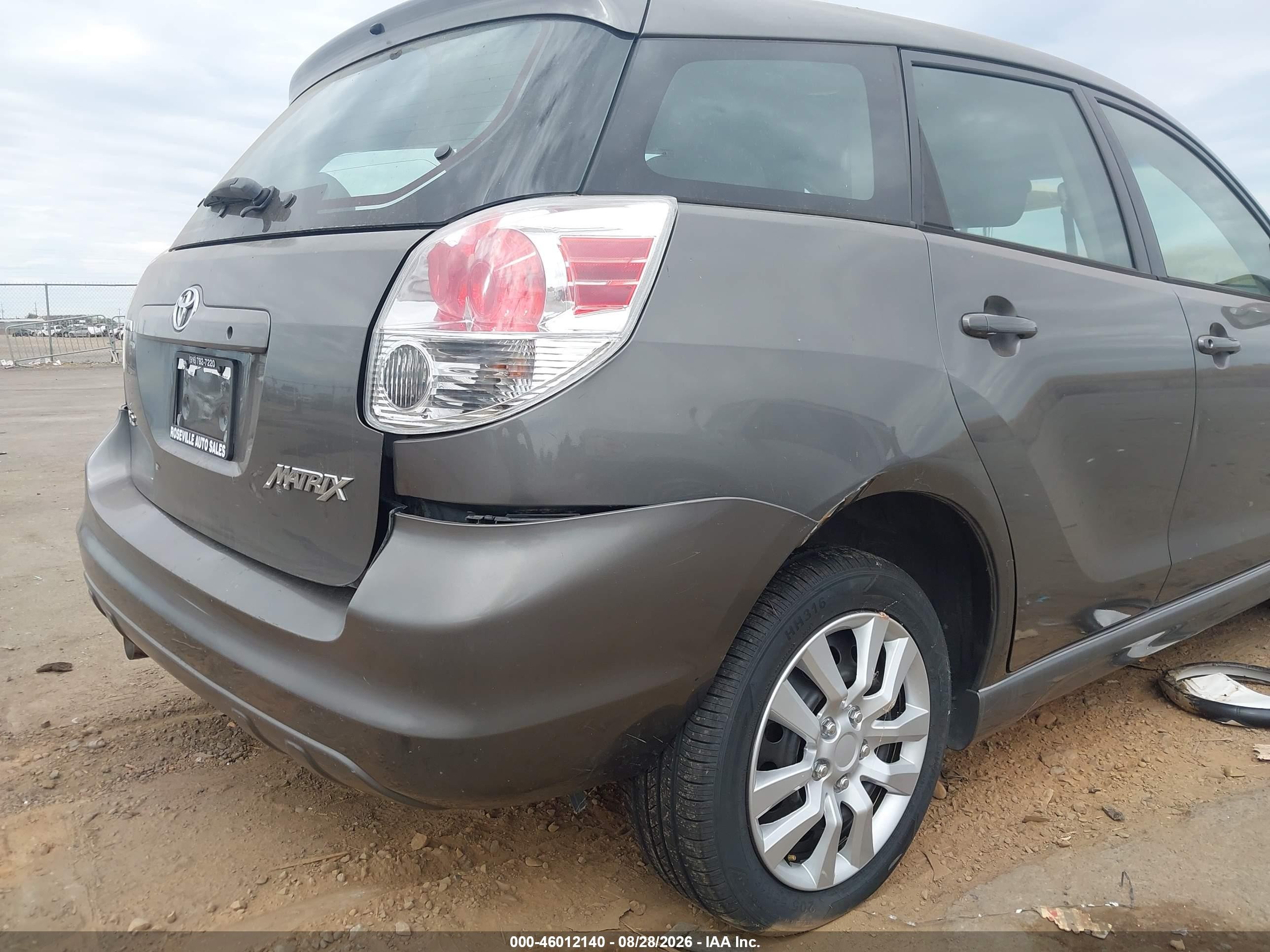 2007 Toyota Matrix Xr Серый vin: 2T1KR32E37C674183