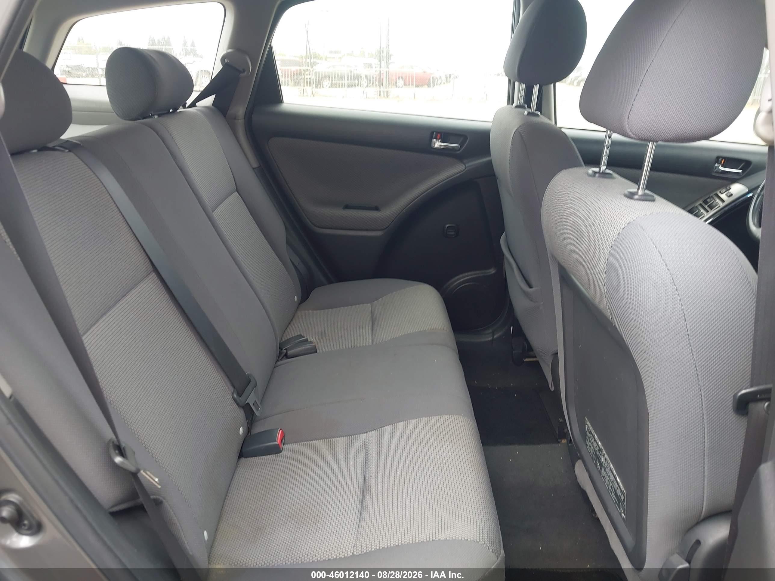 2007 Toyota Matrix Xr Серый vin: 2T1KR32E37C674183