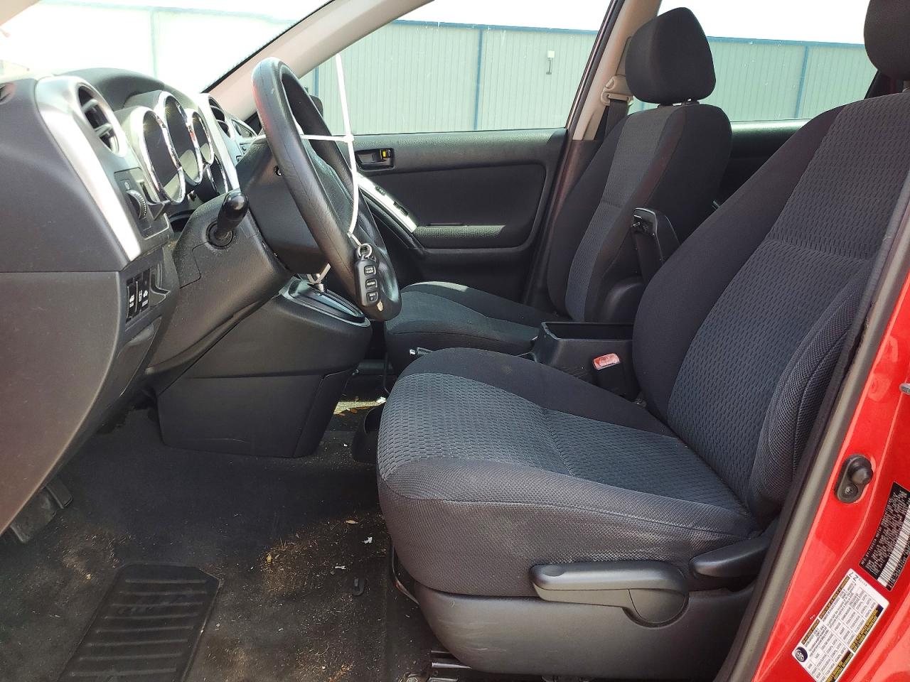 2008 Toyota Corolla Matrix Xr Red vin: 2T1KR32E38C720435