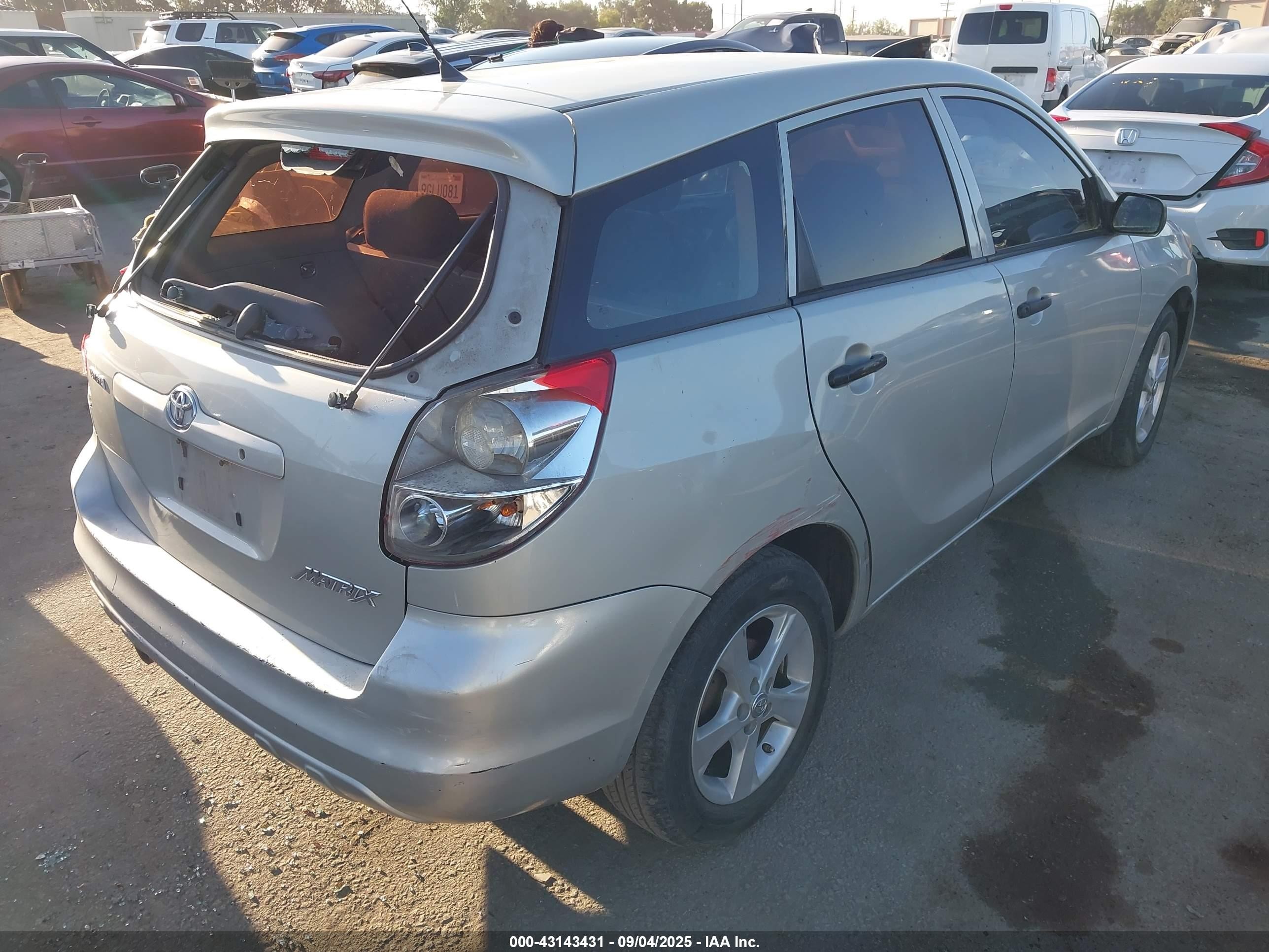 2003 Toyota Matrix Standard Серебряный vin: 2T1KR32E43C097187
