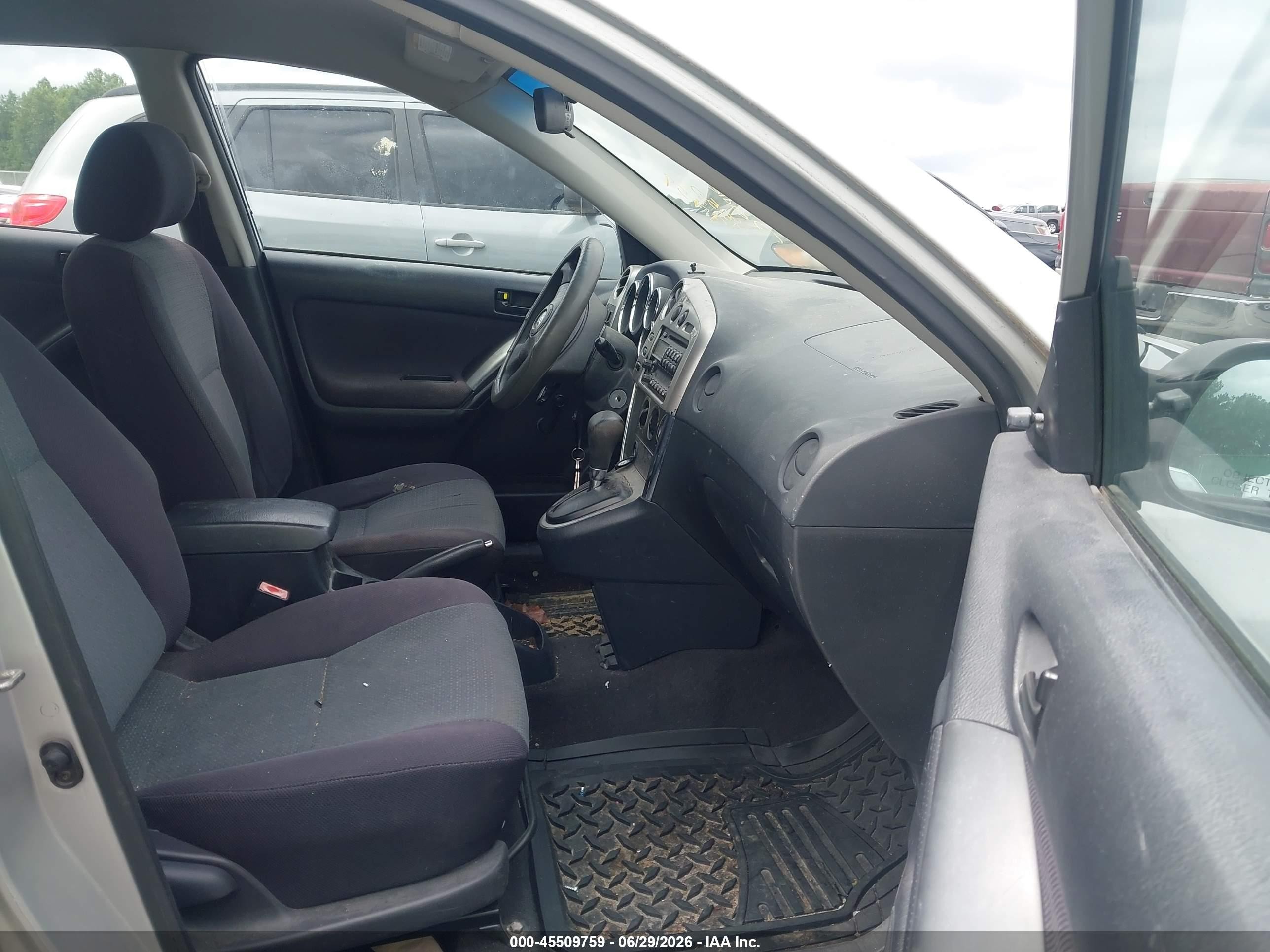 2003 Toyota Matrix Standard Silver vin: 2T1KR32E43C164032
