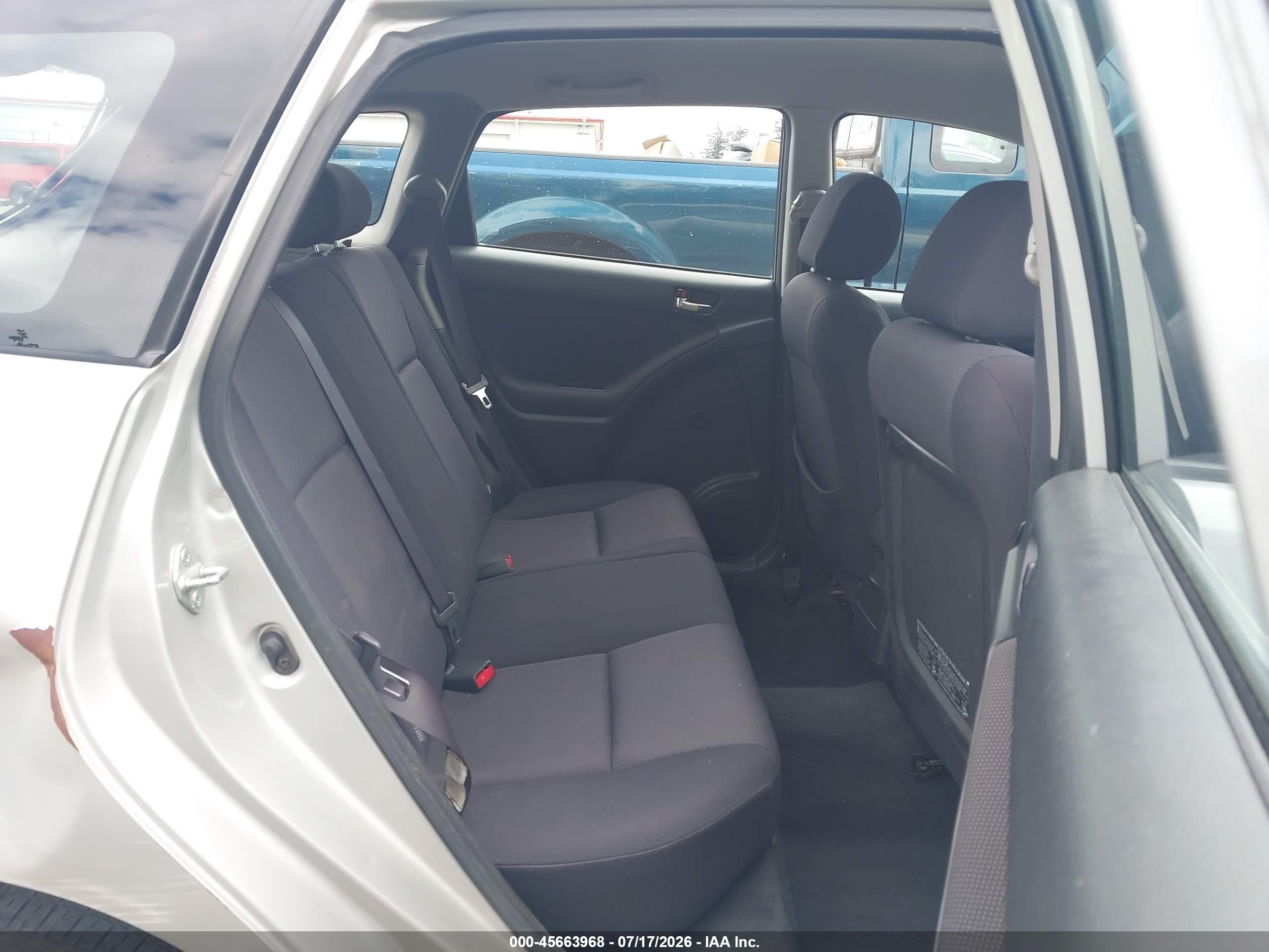 2003 Toyota Matrix Xr Серебряный vin: 2T1KR32E43C771239