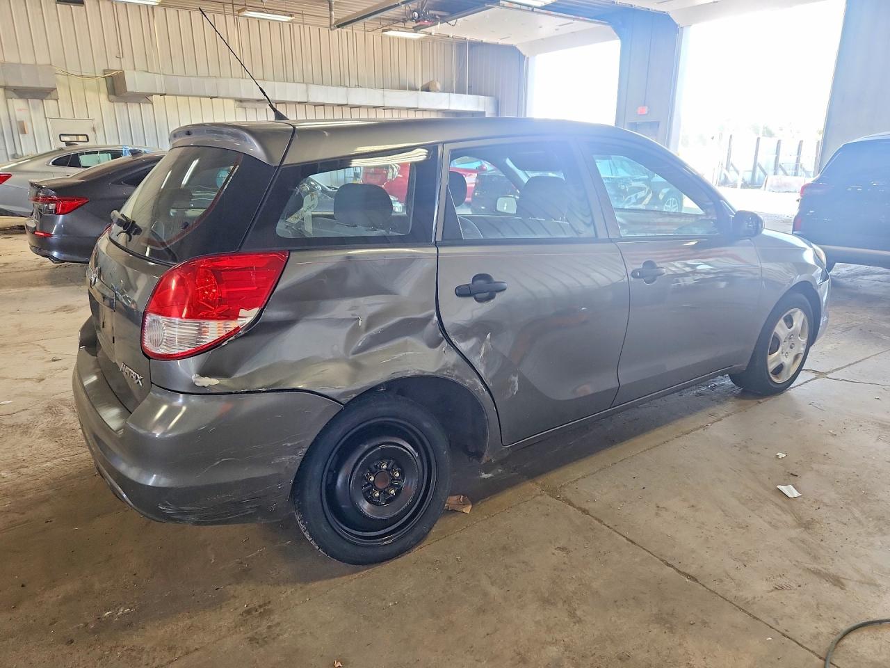 2004 Toyota Corolla Matrix Xr Gray vin: 2T1KR32E44C292322