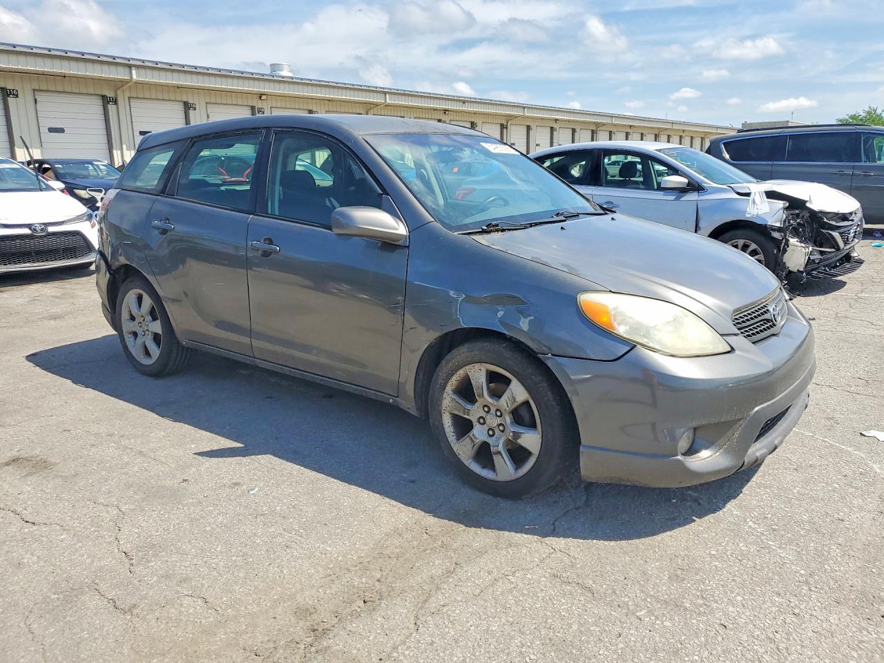 2005 Toyota Corolla Matrix Xr Gray vin: 2T1KR32E45C432225