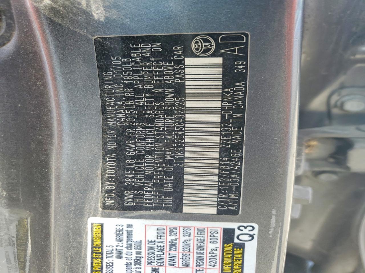 2005 Toyota Corolla Matrix Xr Gray vin: 2T1KR32E45C432225