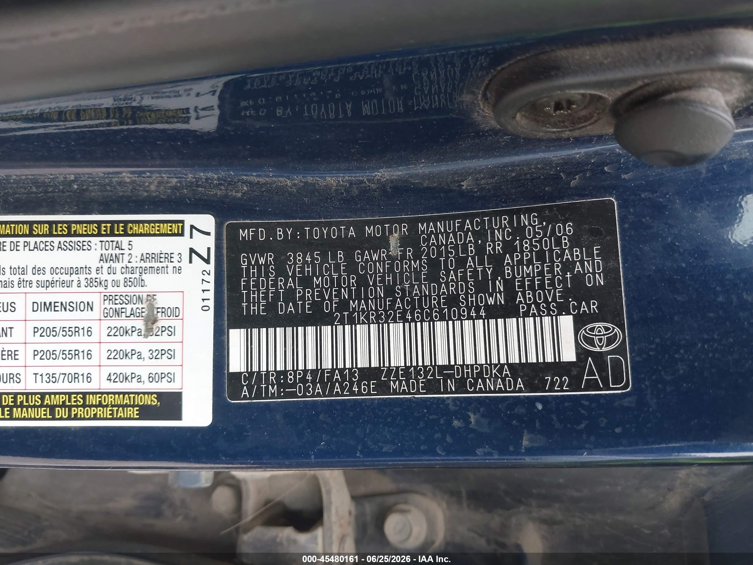 2006 Toyota Matrix   Dark Blue vin: 2T1KR32E46C610944
