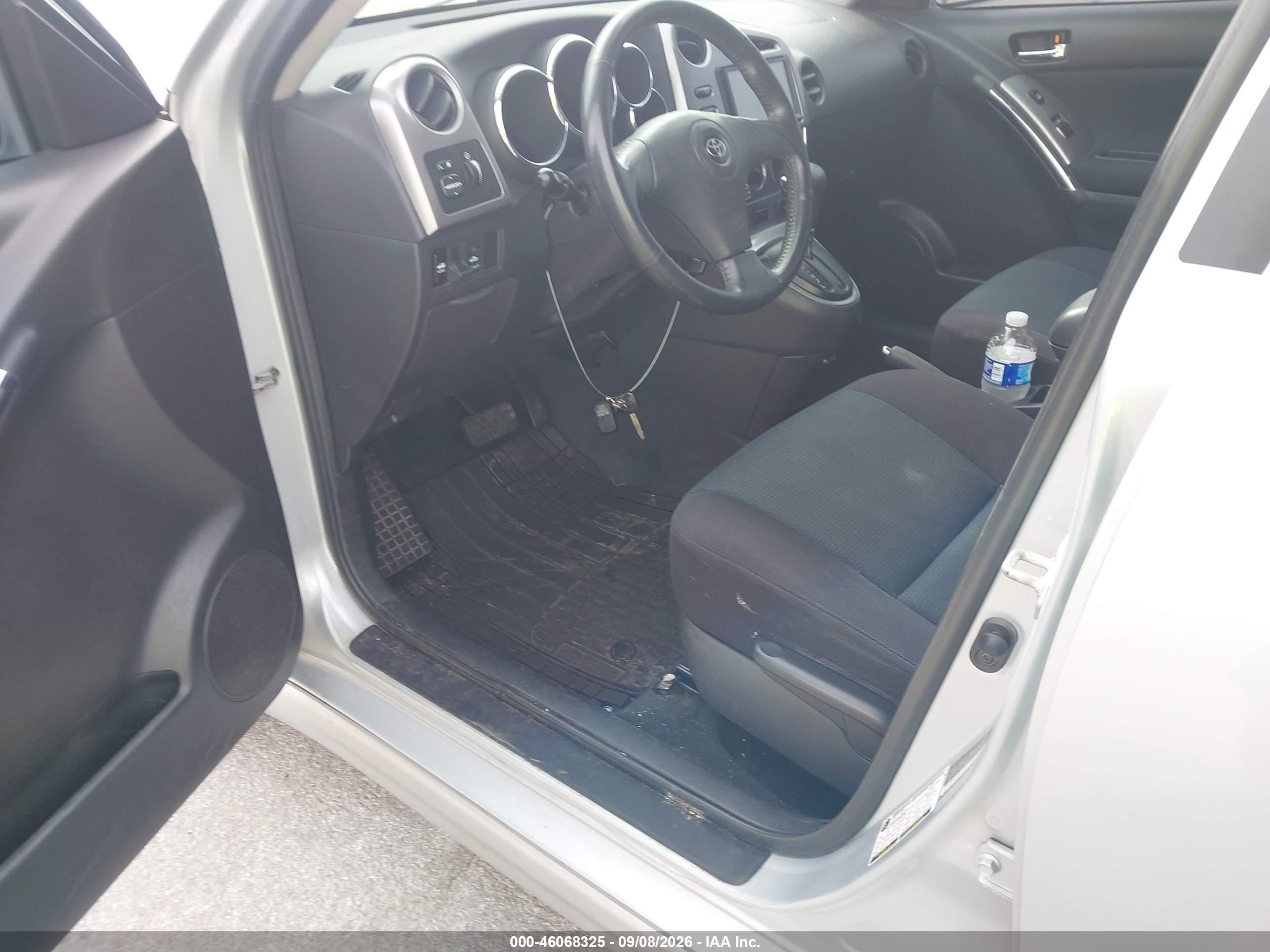 2006 Toyota Matrix Xr Silver vin: 2T1KR32E46C616212