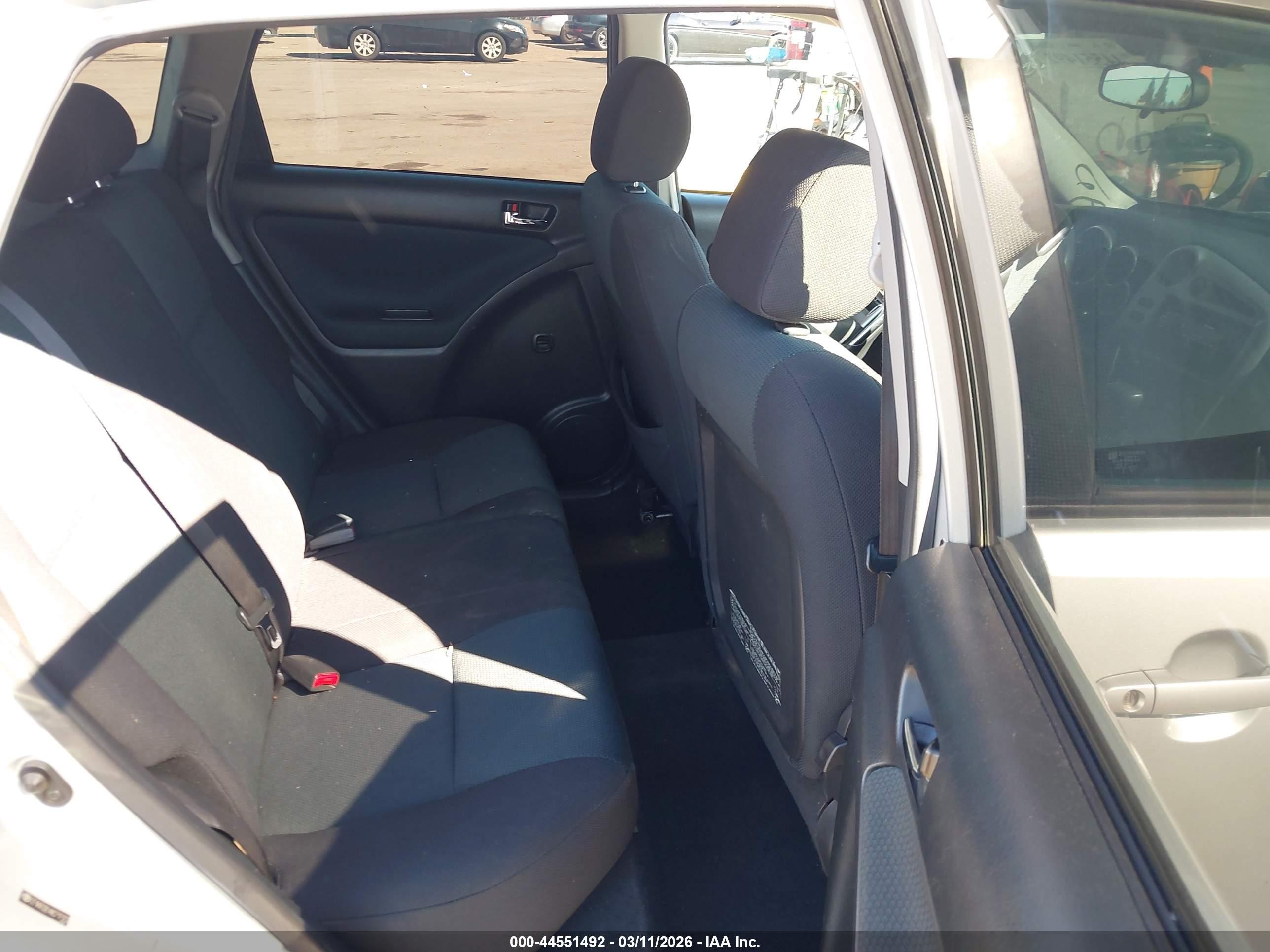 2008 Toyota Matrix Xr Серебряный vin: 2T1KR32E48C717172