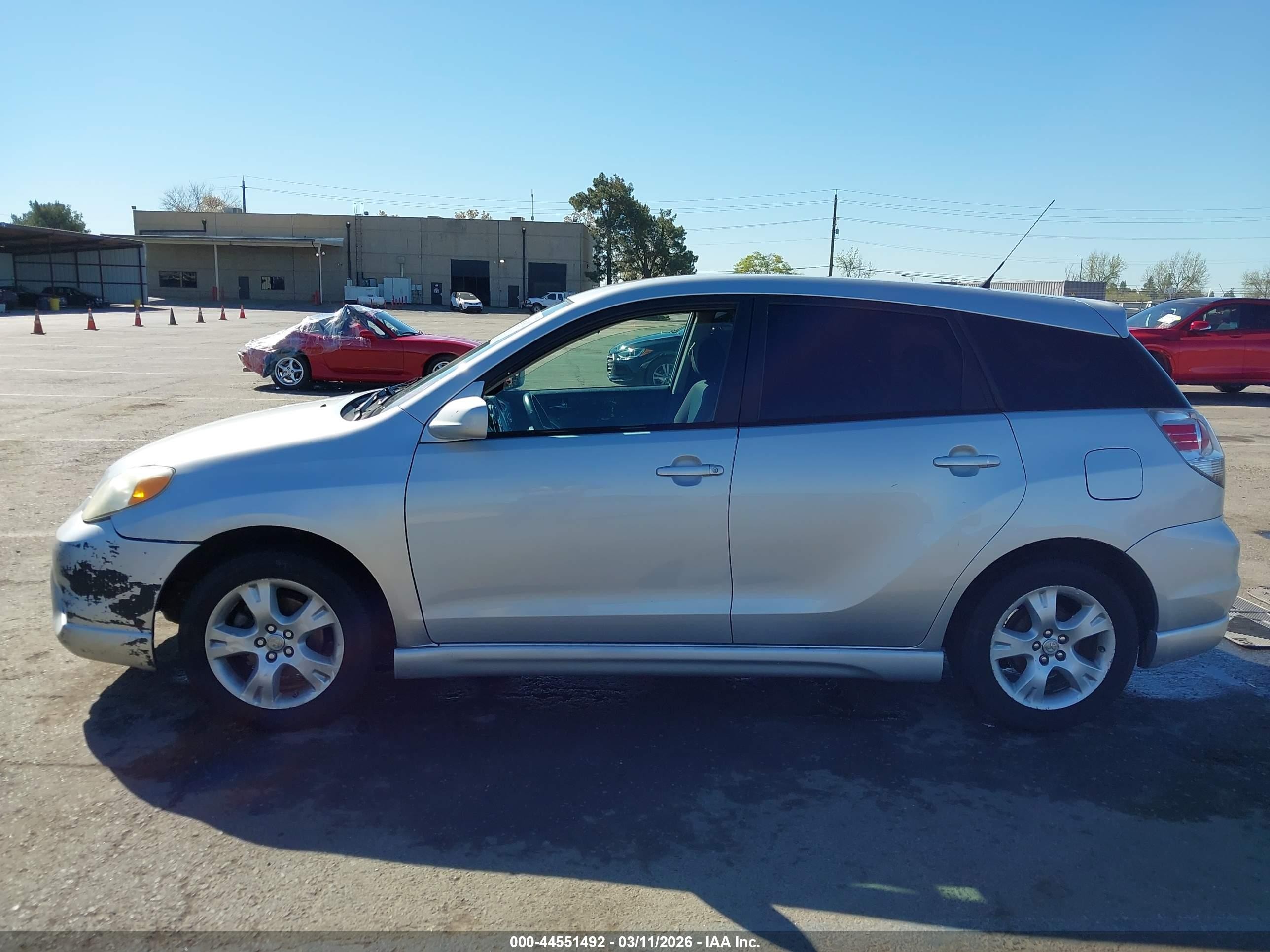 2008 Toyota Matrix Xr Серебряный vin: 2T1KR32E48C717172