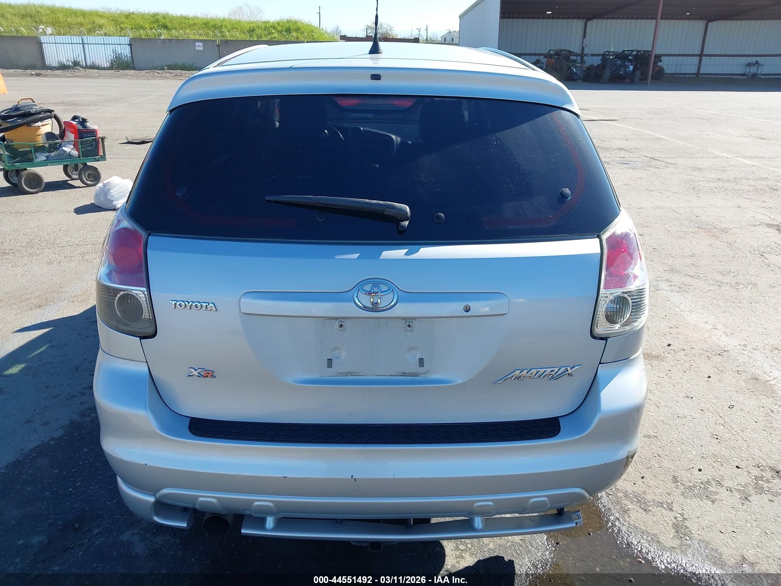 2008 Toyota Matrix Xr Серебряный vin: 2T1KR32E48C717172