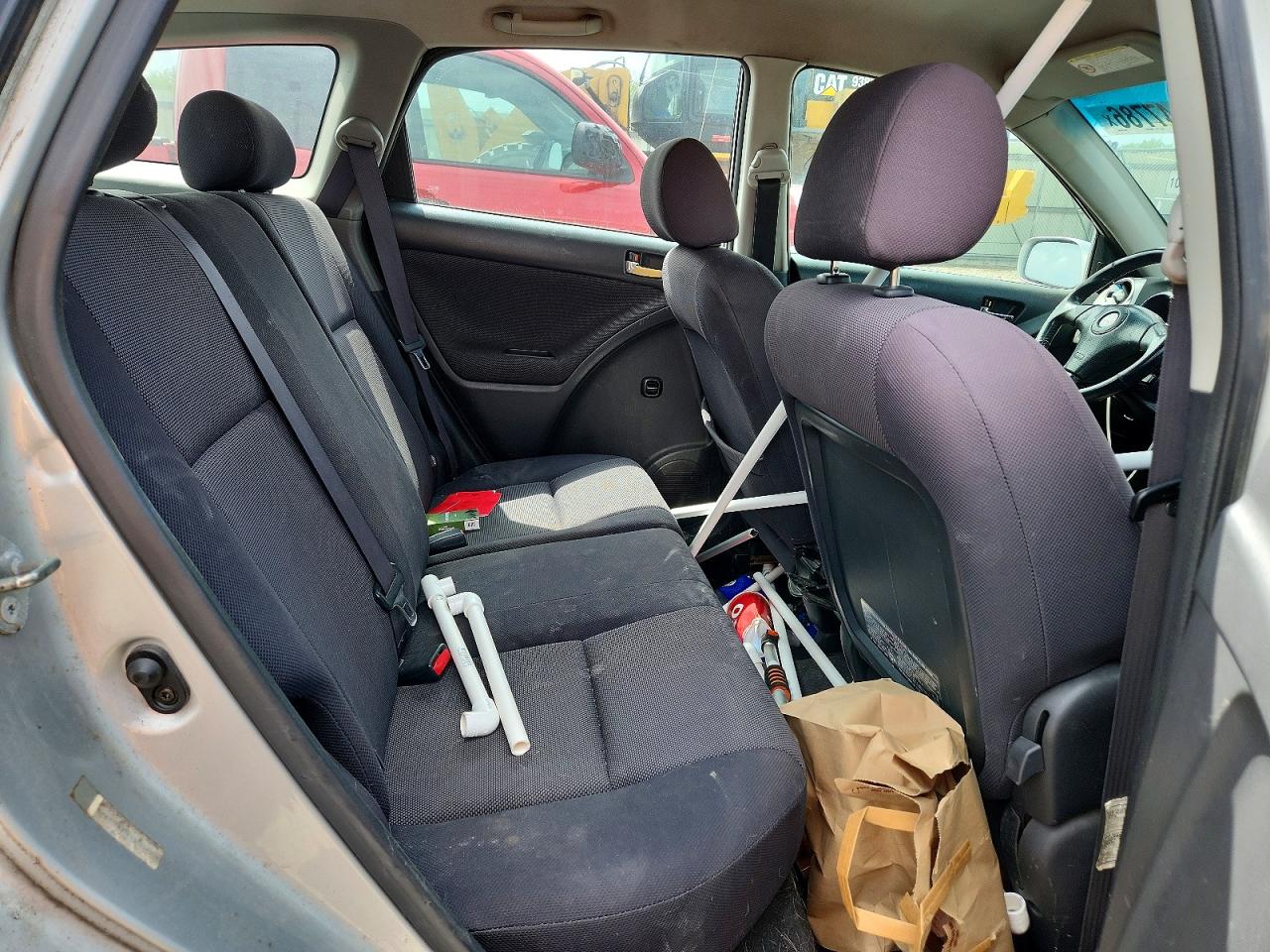 2003 Toyota Matrix Silver vin: 2T1KR32E53C054509