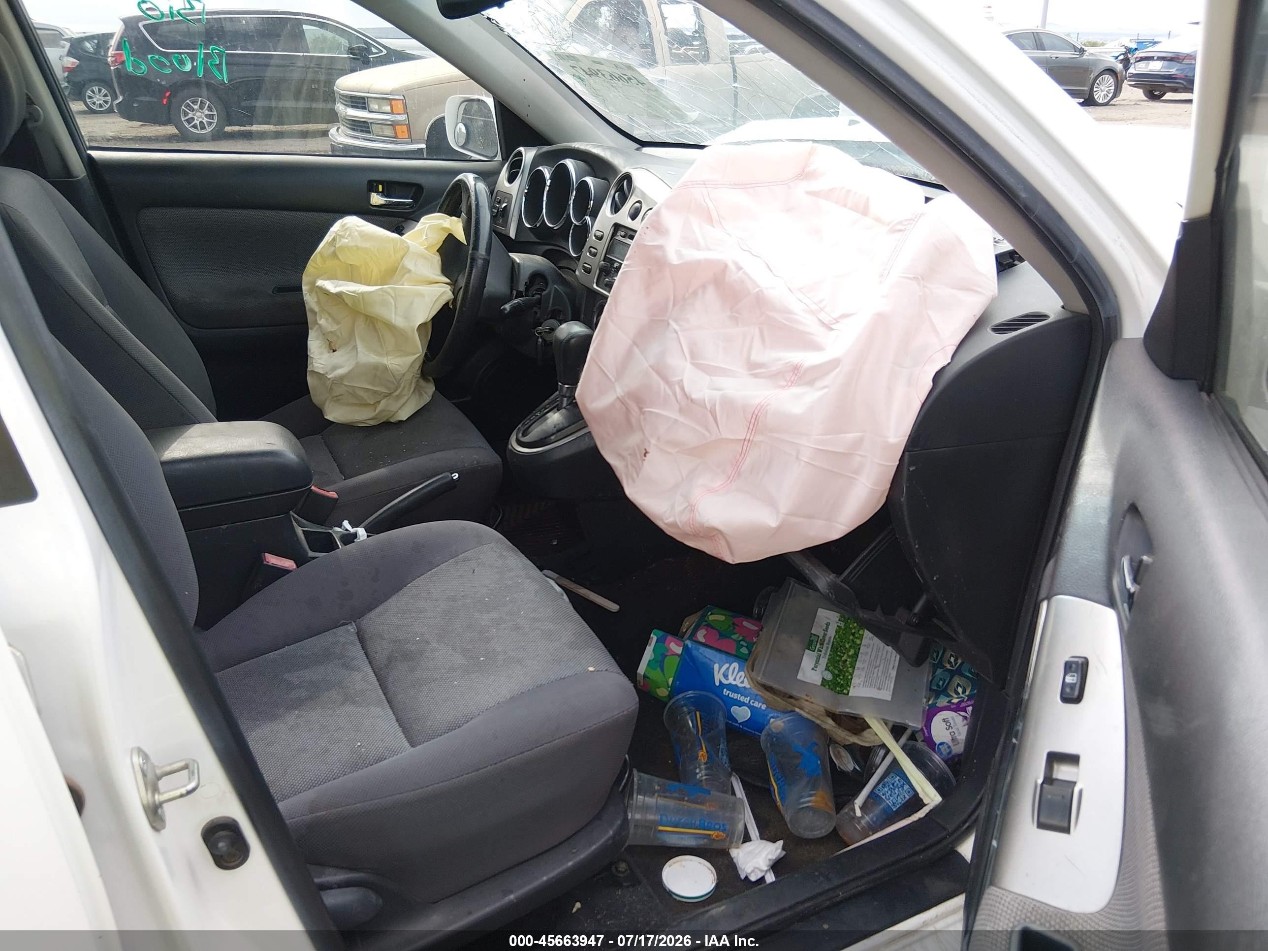 2003 Toyota Matrix Xr White vin: 2T1KR32E53C107046