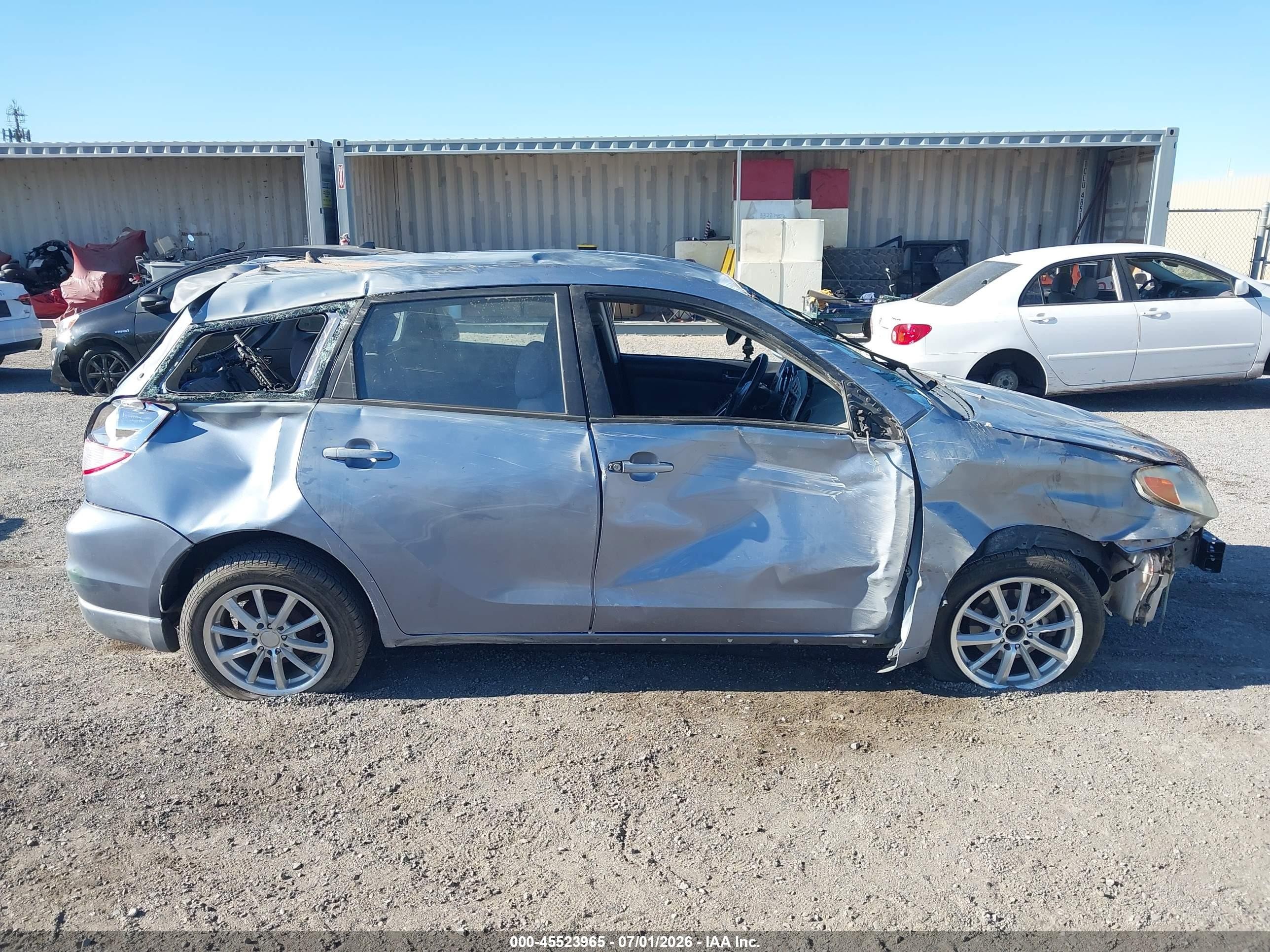 2004 Toyota Matrix Xr Light Blue vin: 2T1KR32E54C175218