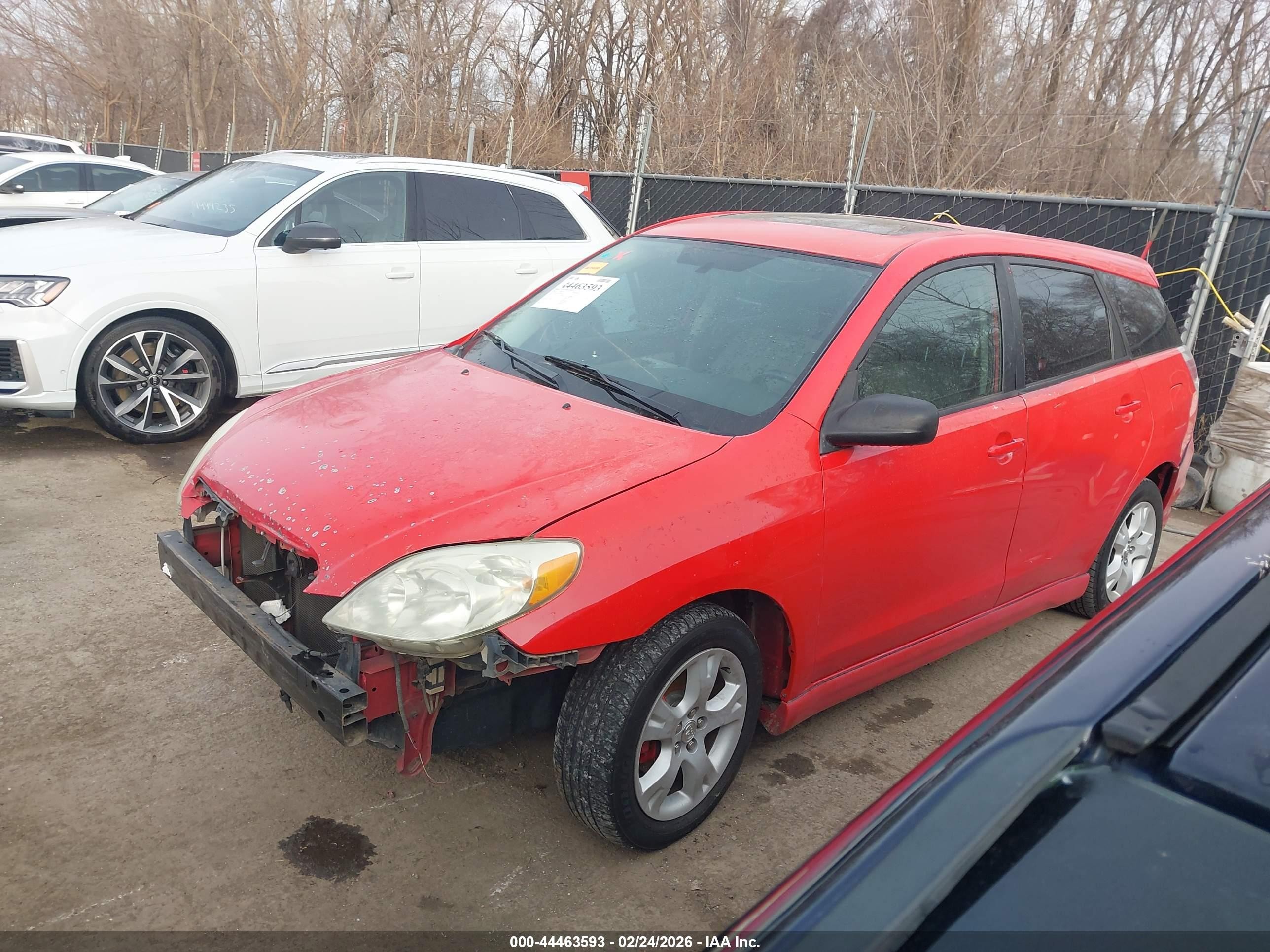 2005 Toyota Matrix Xr Red vin: 2T1KR32E55C325345