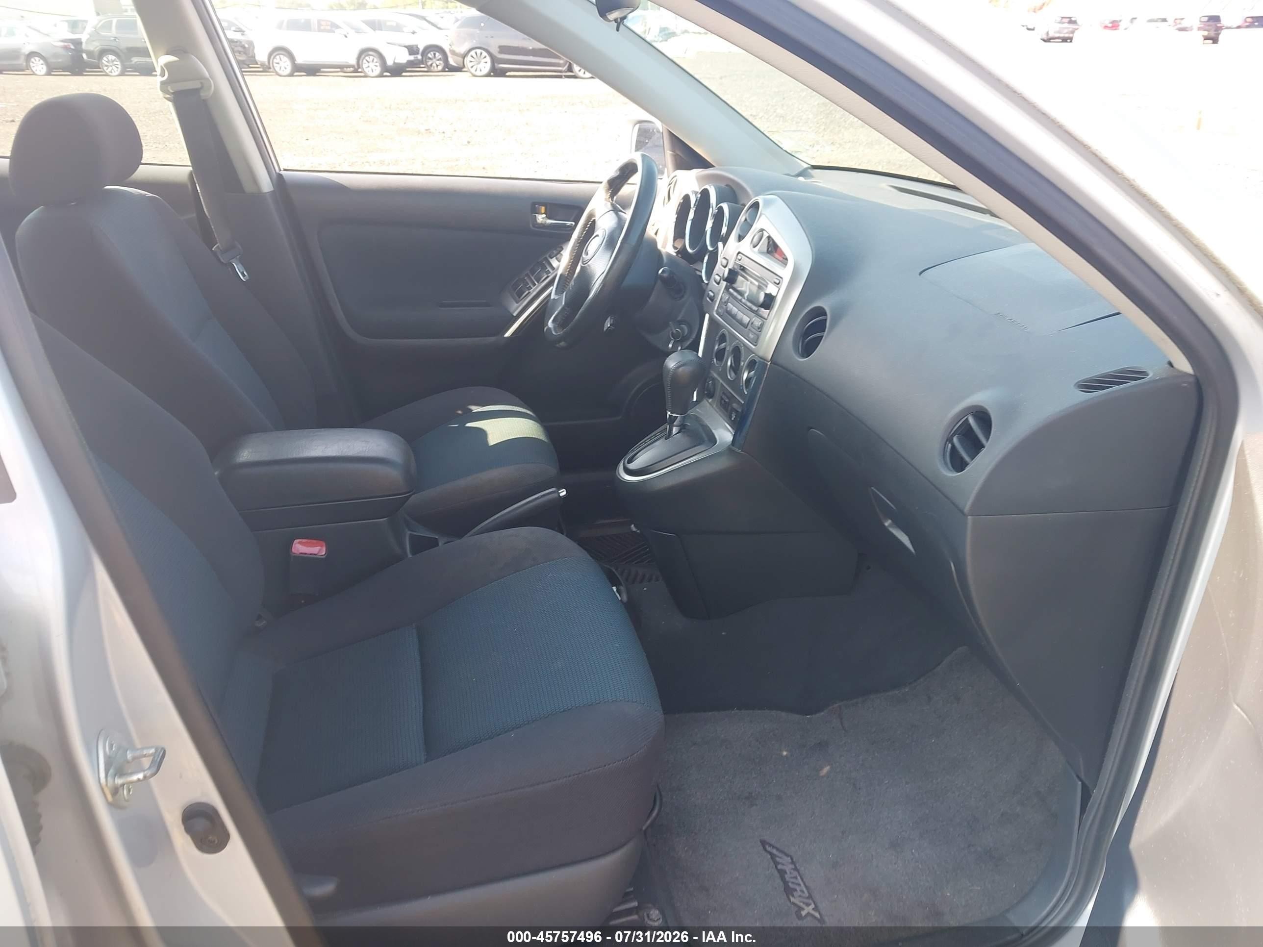 2005 Toyota Matrix Xr Silver vin: 2T1KR32E55C334935