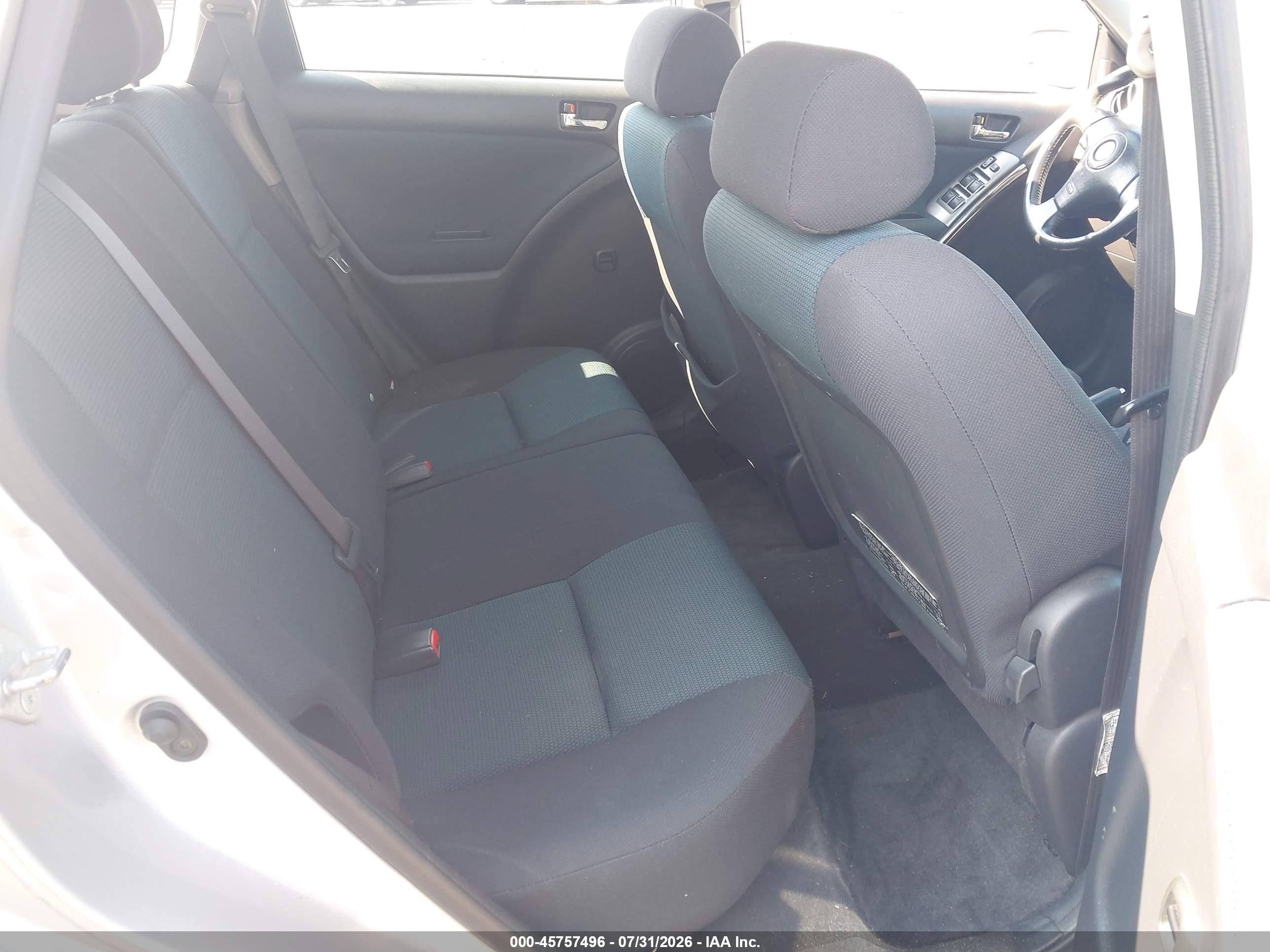 2005 Toyota Matrix Xr Silver vin: 2T1KR32E55C334935