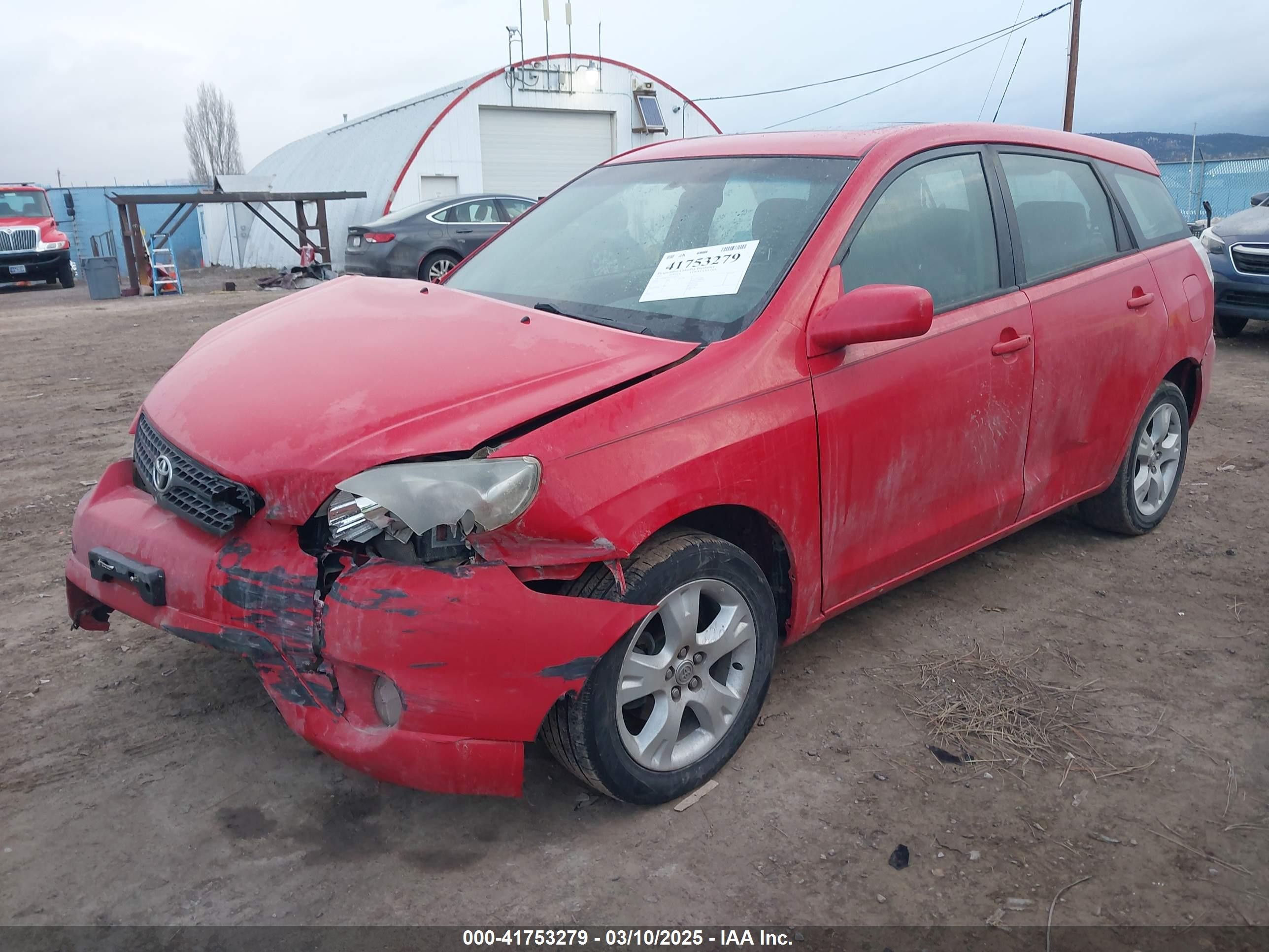 2005 Toyota Matrix Xr Red vin: 2T1KR32E55C354425