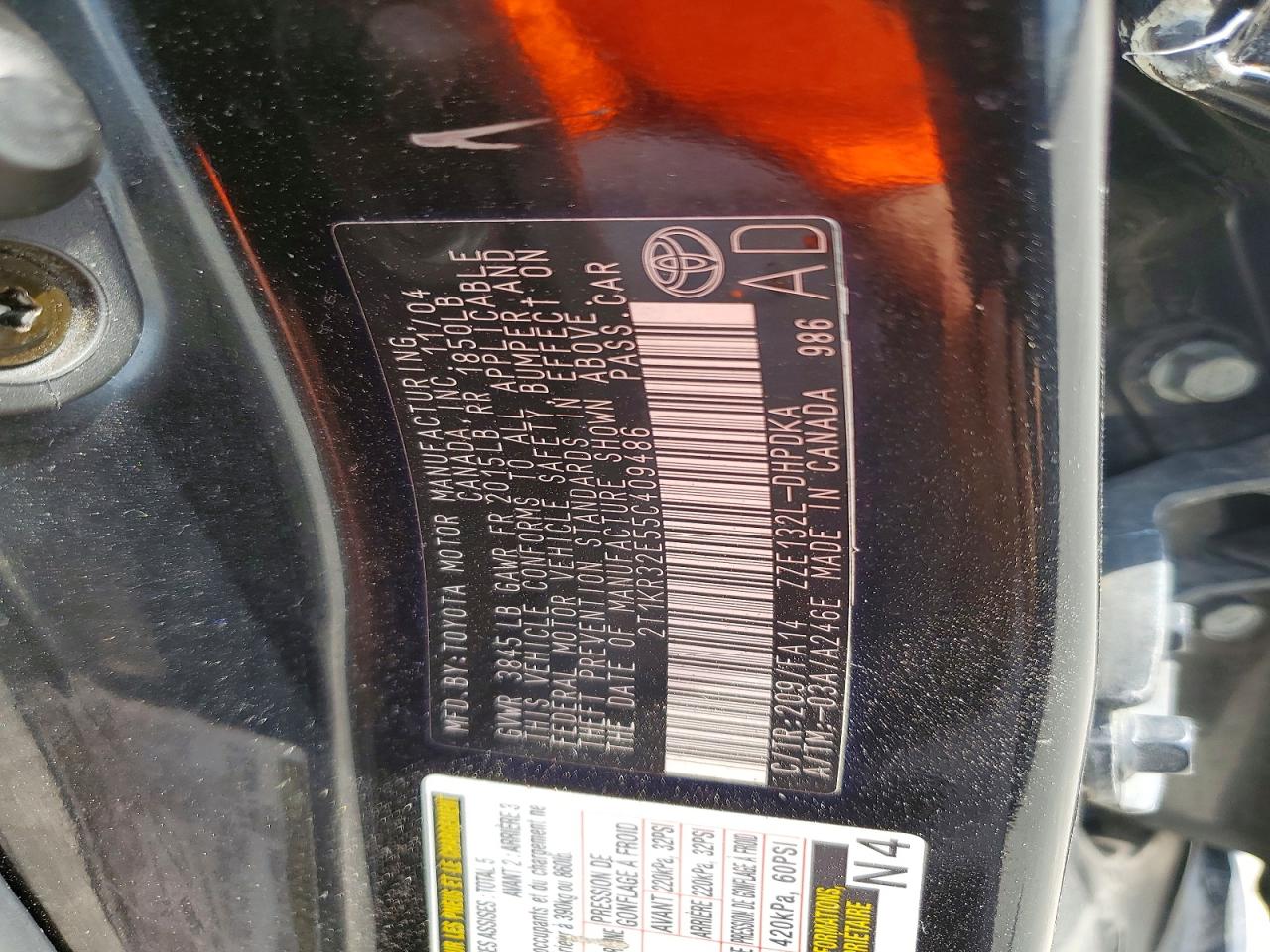 2005 Toyota Corolla Matrix Xr Черный vin: 2T1KR32E55C409486