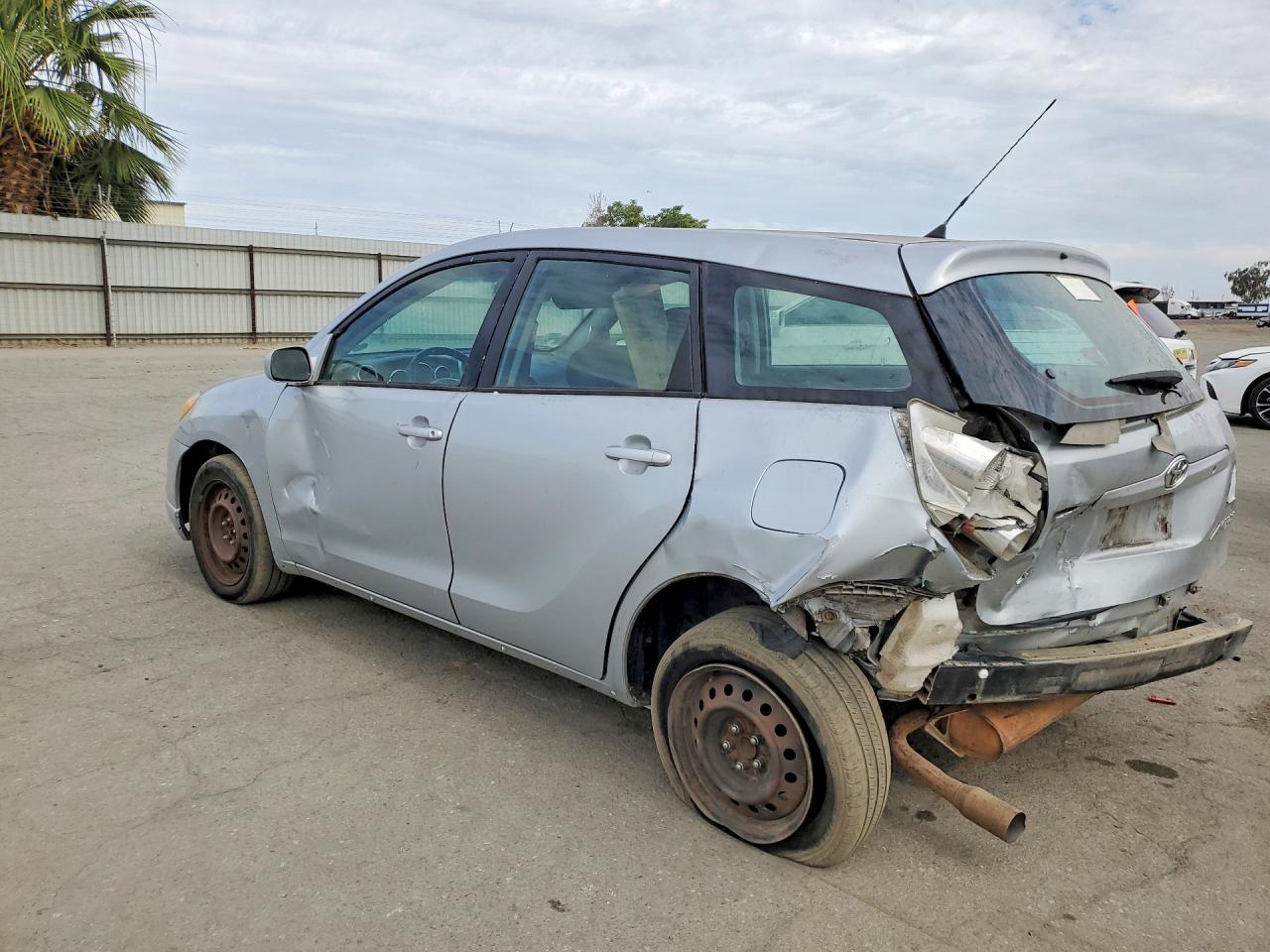 2005 Toyota Corolla Matrix Xr Silver vin: 2T1KR32E55C440155